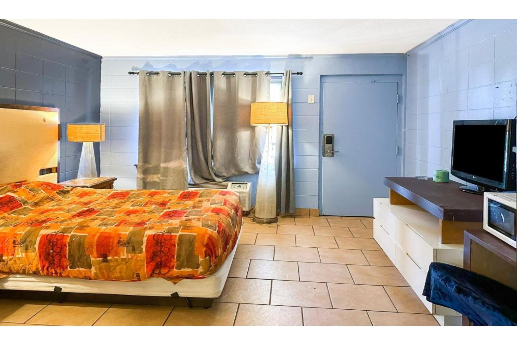 Bed Room