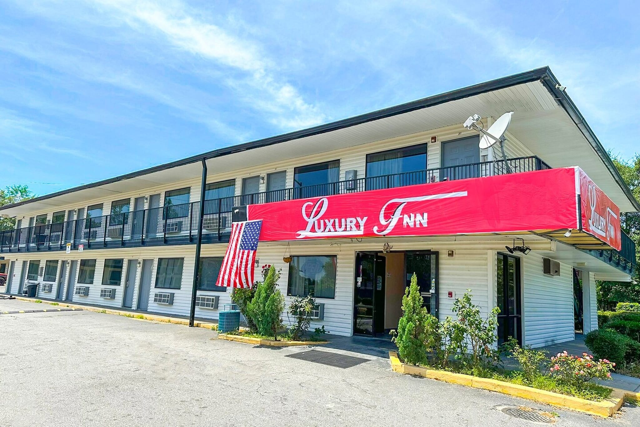 Exterior Summer