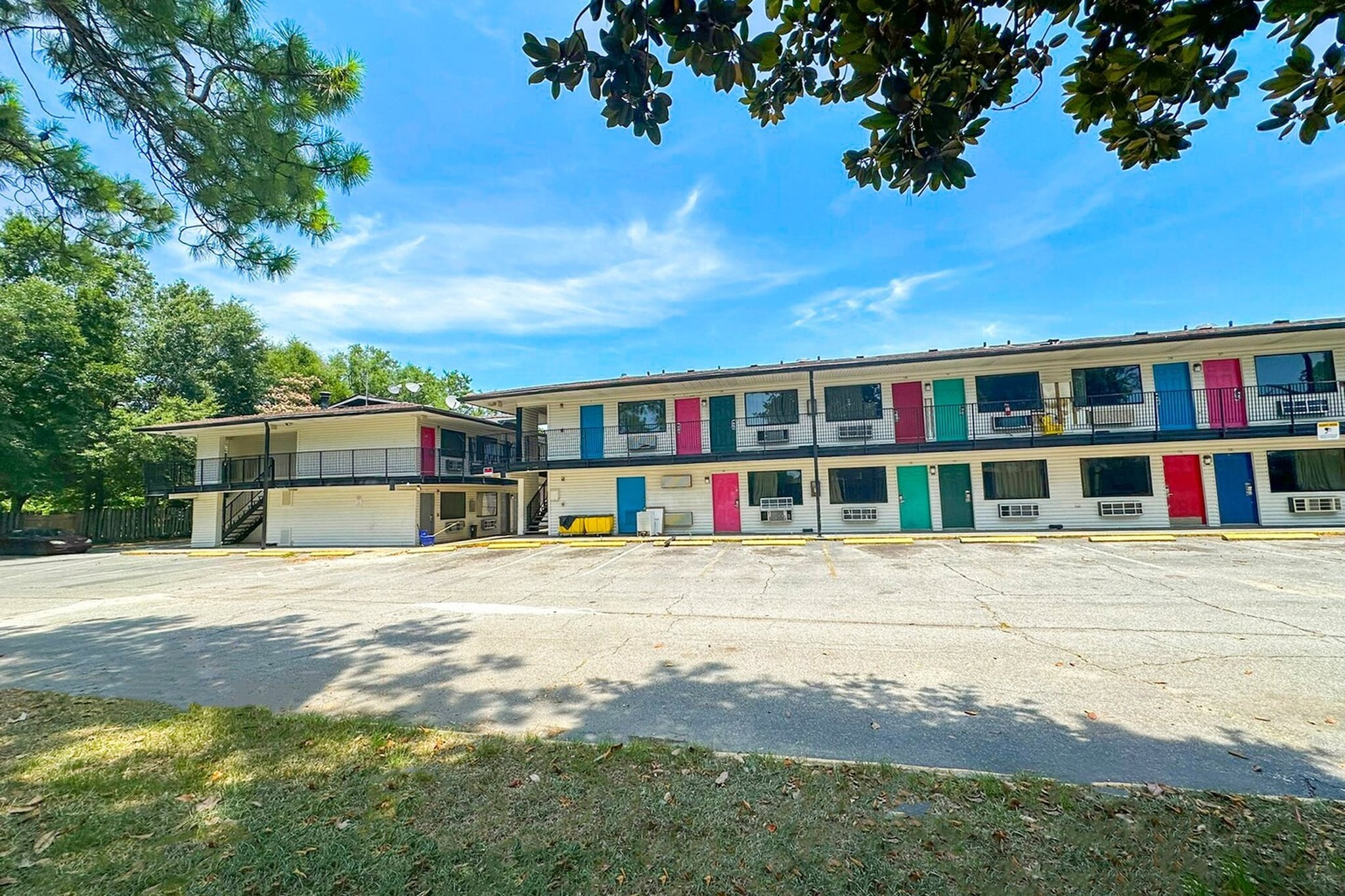 Exterior Summer