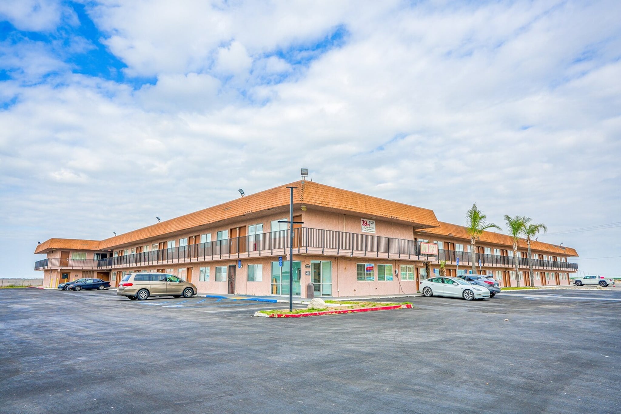 Exterior Summer