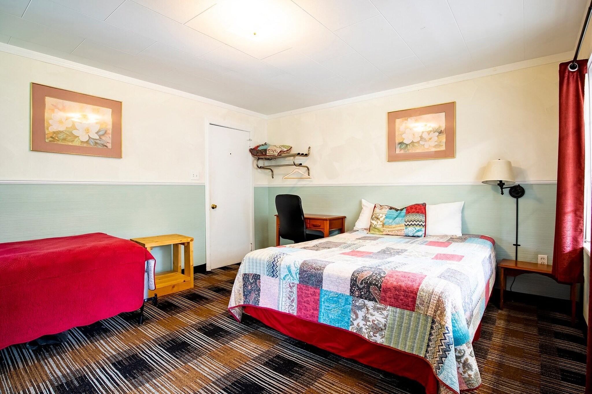 Bed Room