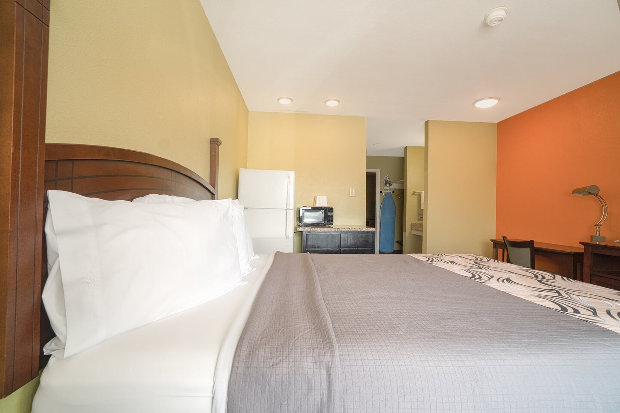 Bed Room