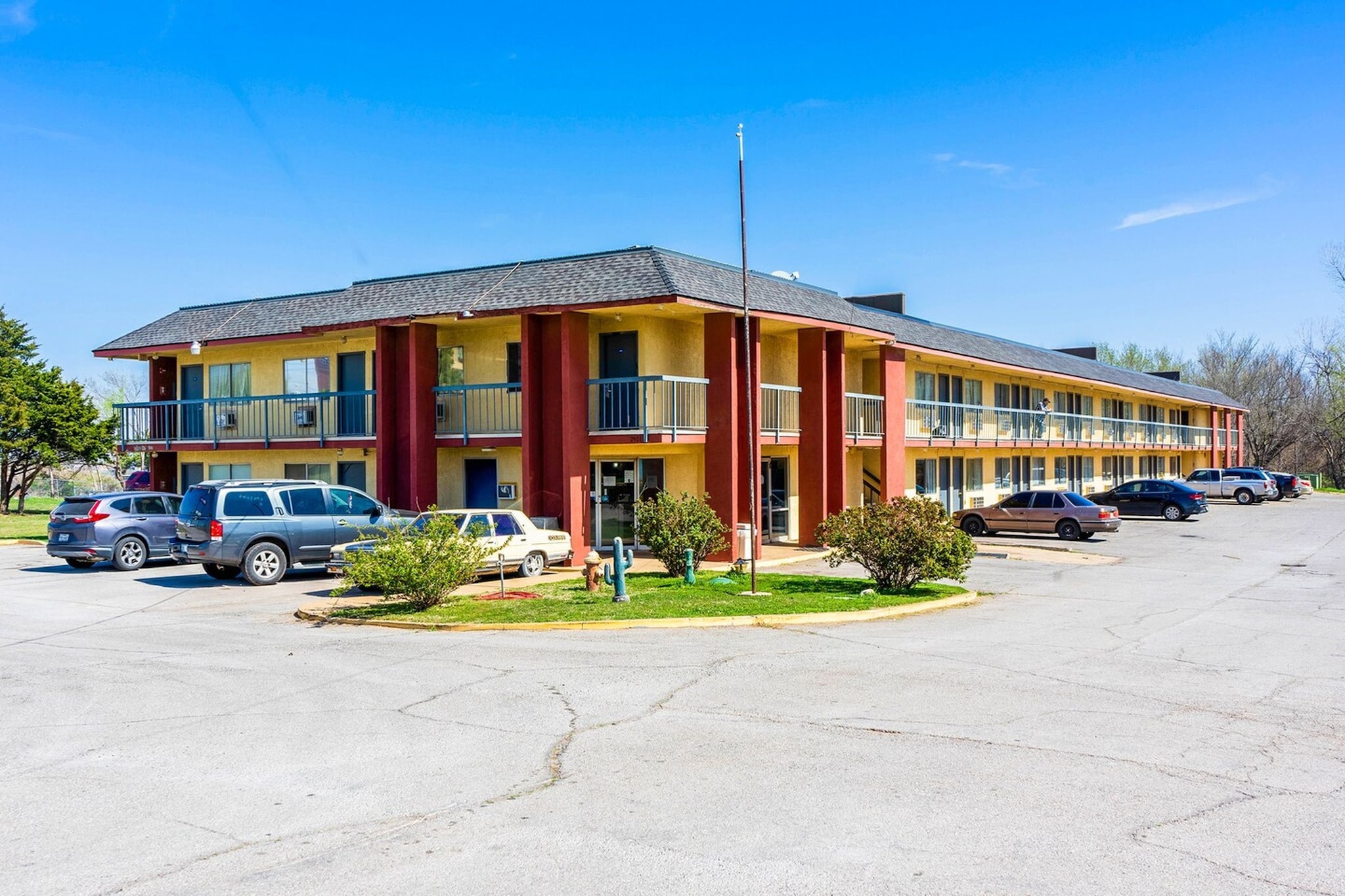 Exterior Summer