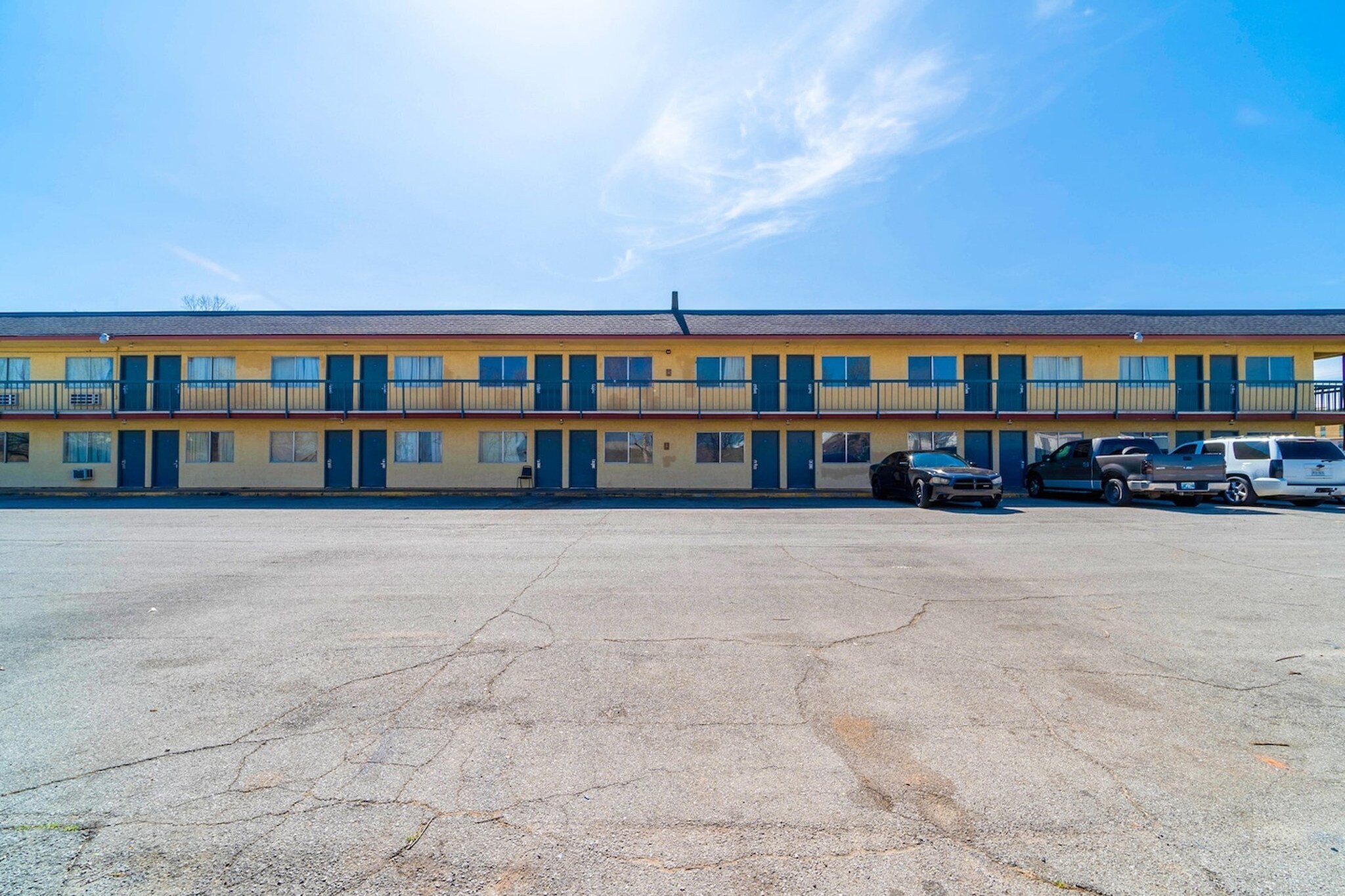Exterior Summer