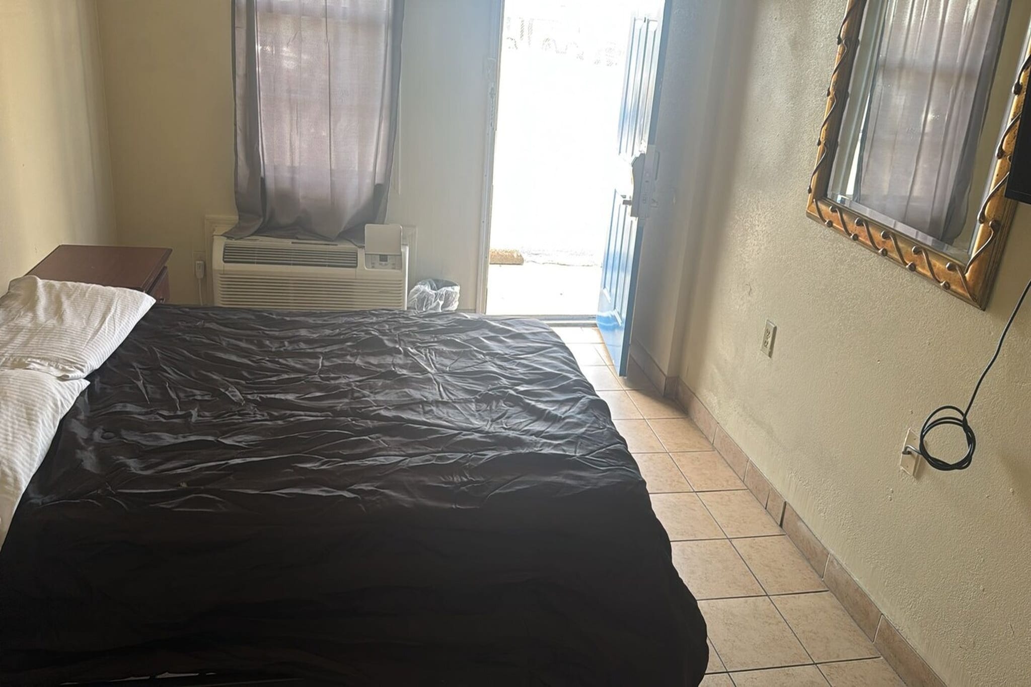 Bed Room
