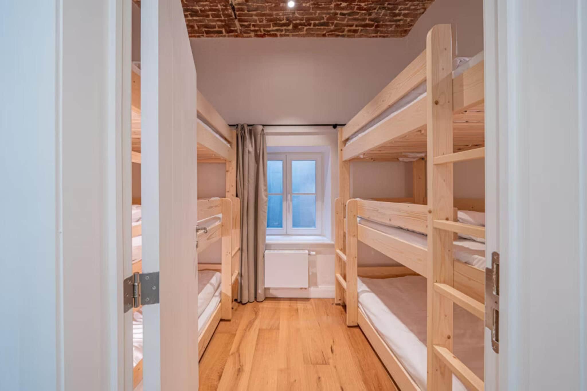 La Maison du Jardinier-Bedroom
