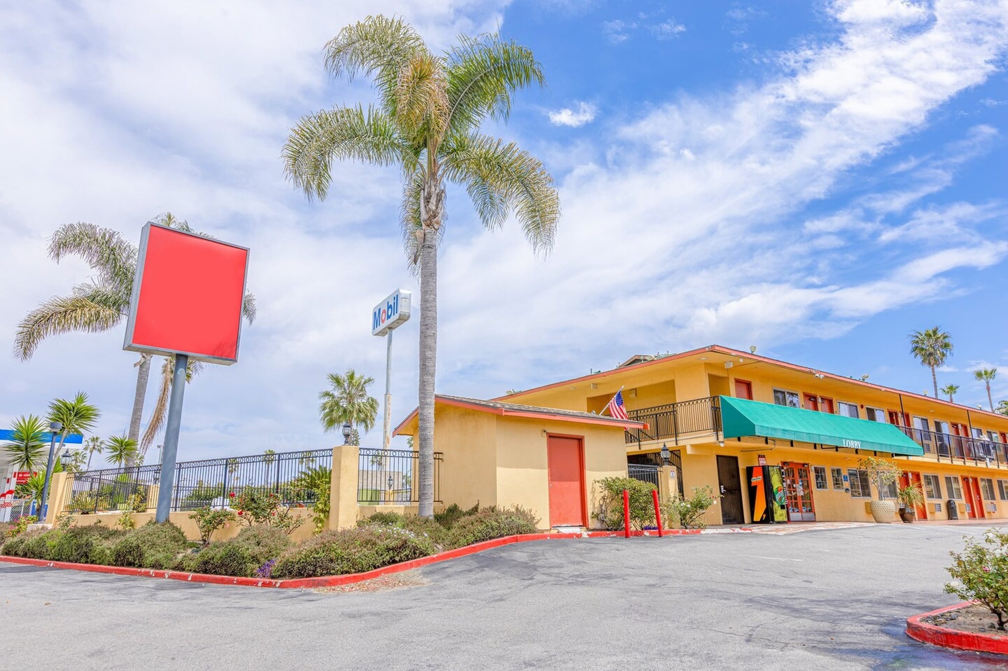 Exterior Summer