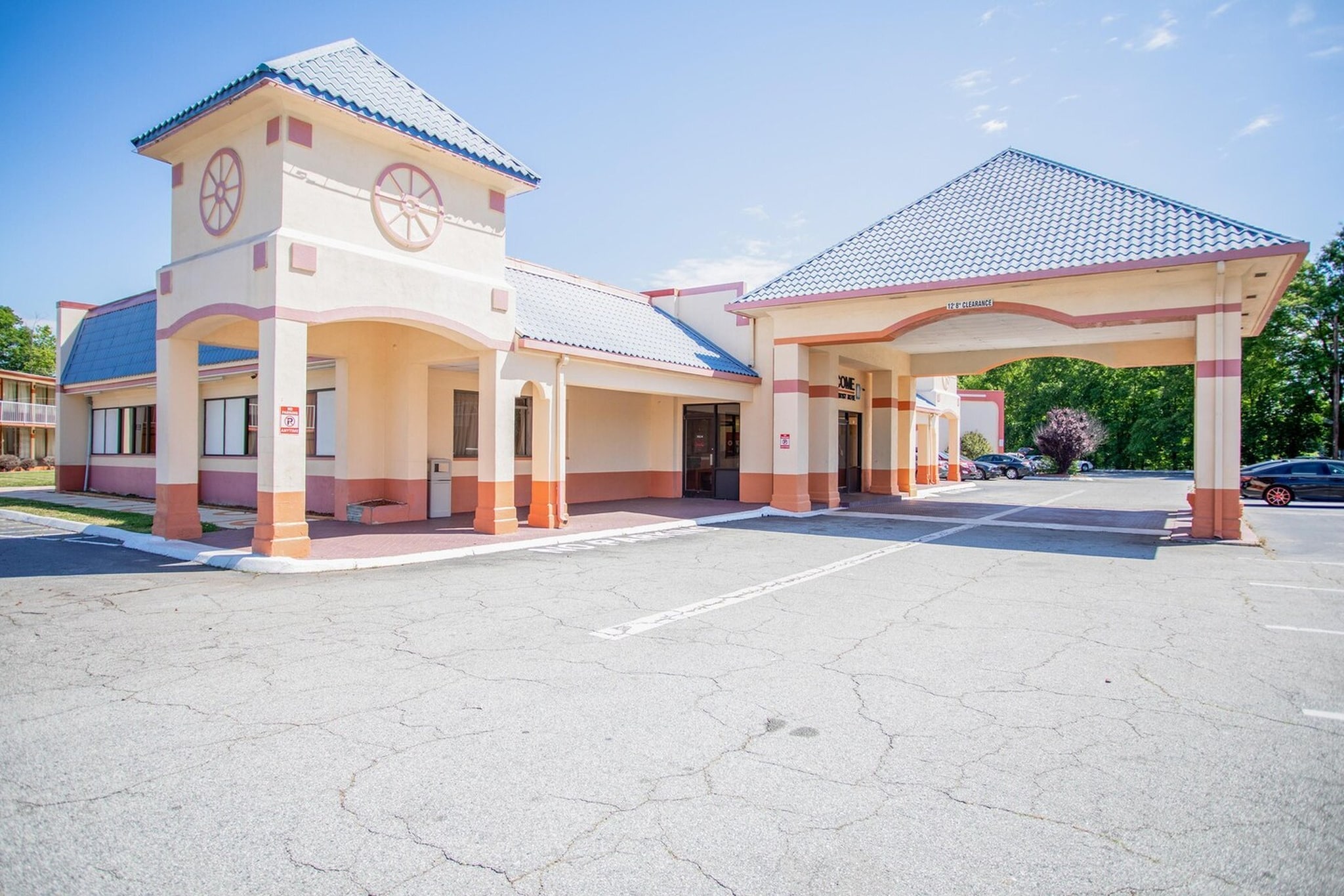 Exterior Summer