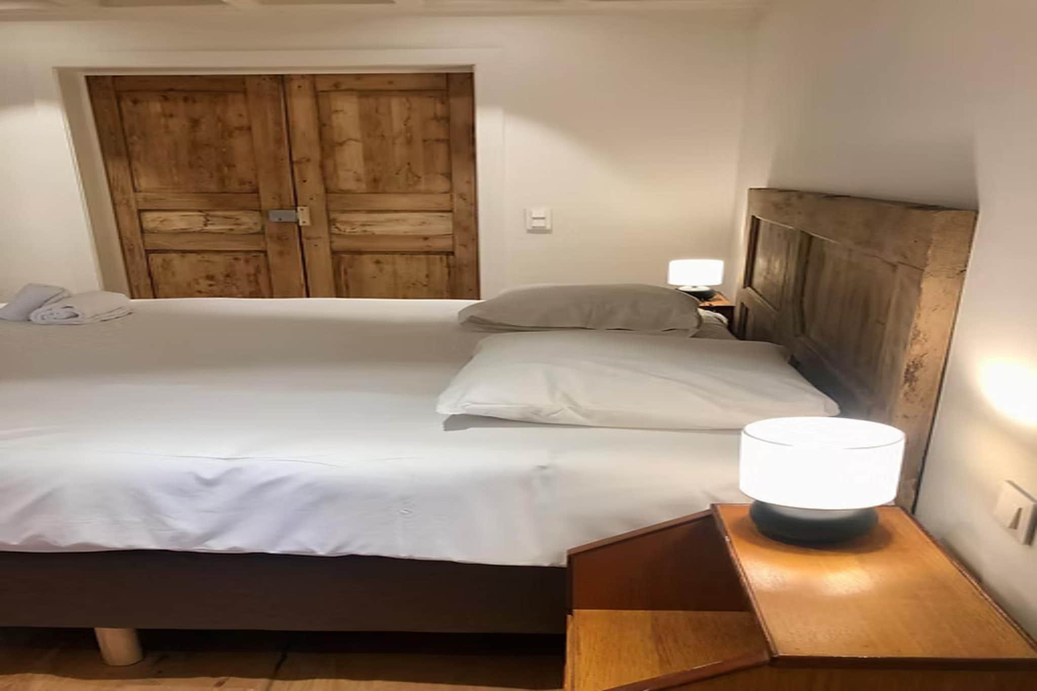 La maison du Régisseur-Bedroom