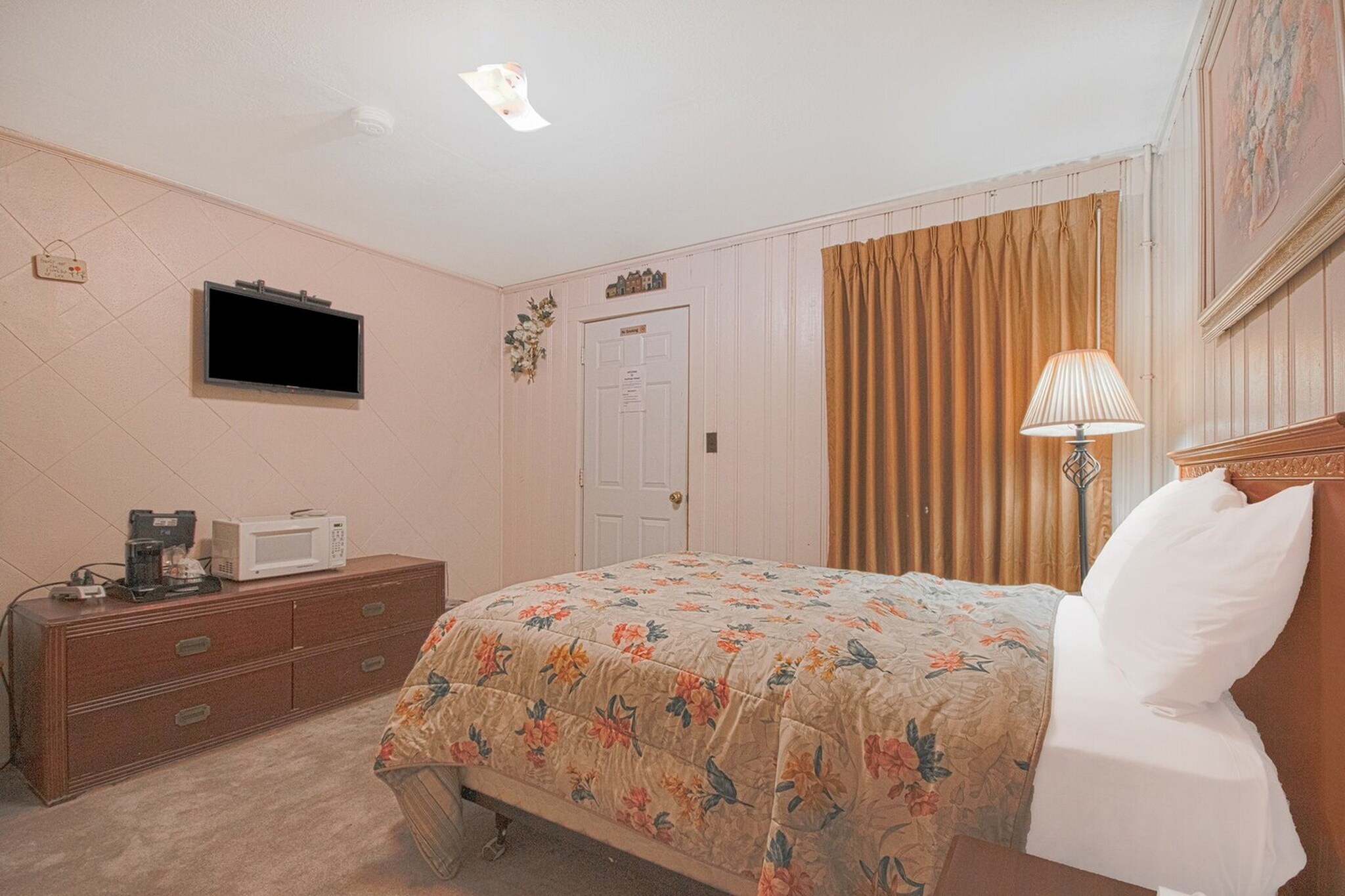 Bed Room