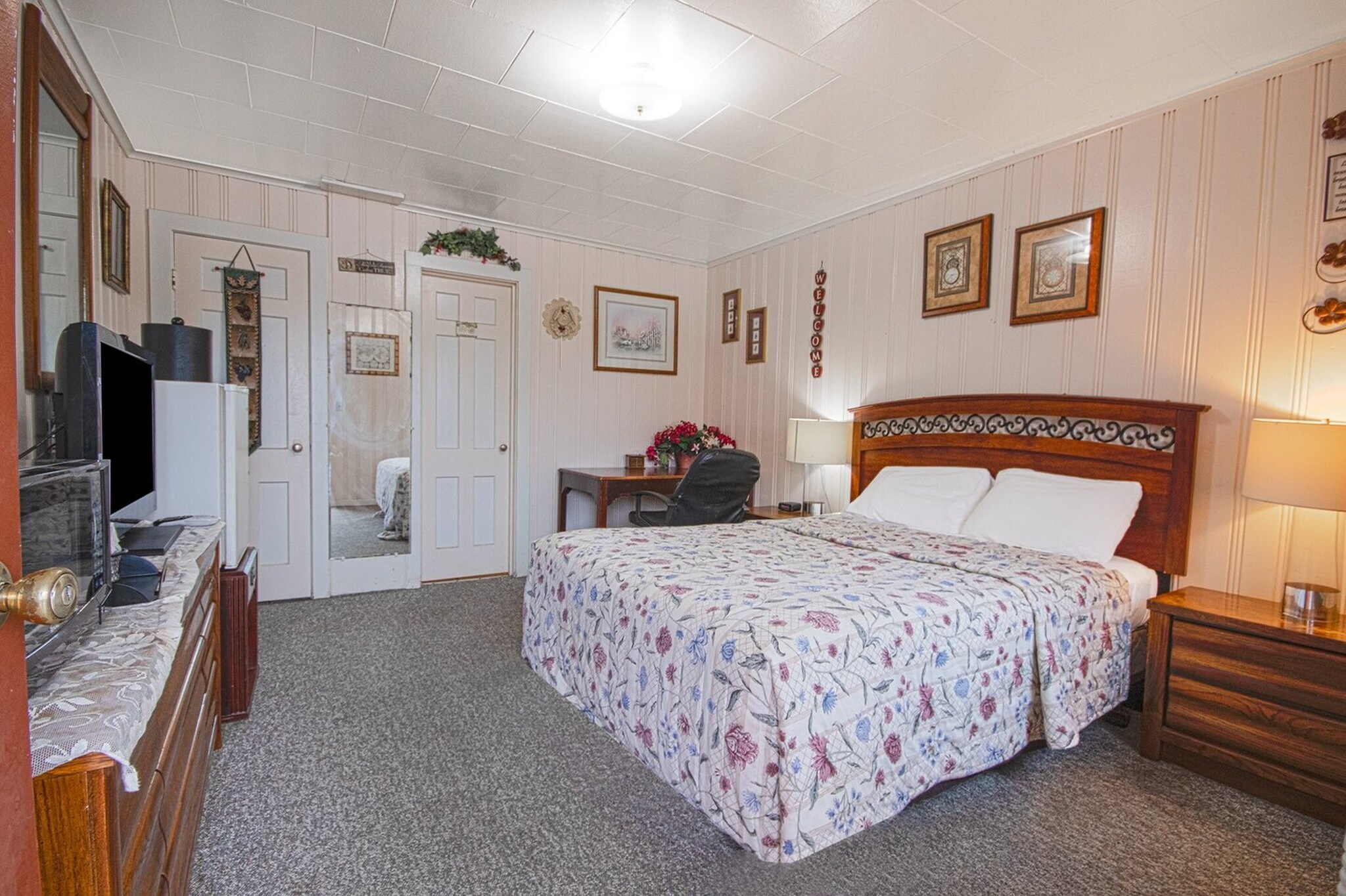 Bed Room