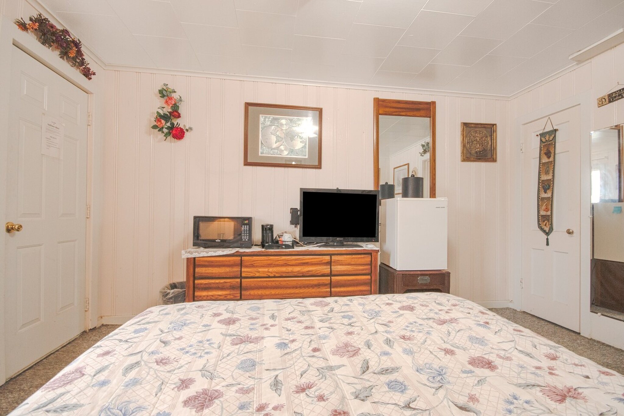 Bed Room