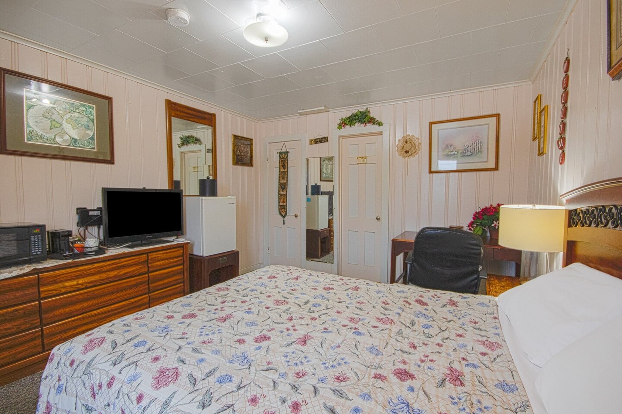 Bed Room