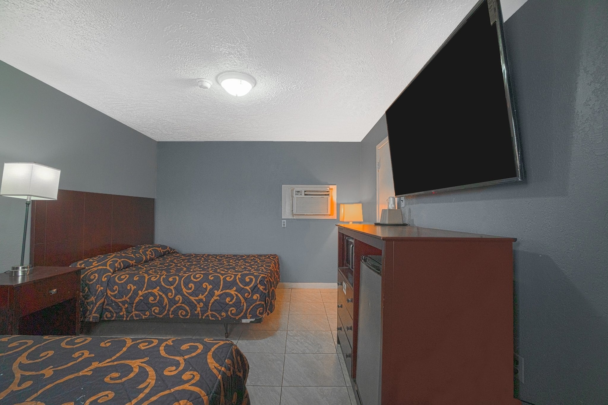 Bed Room