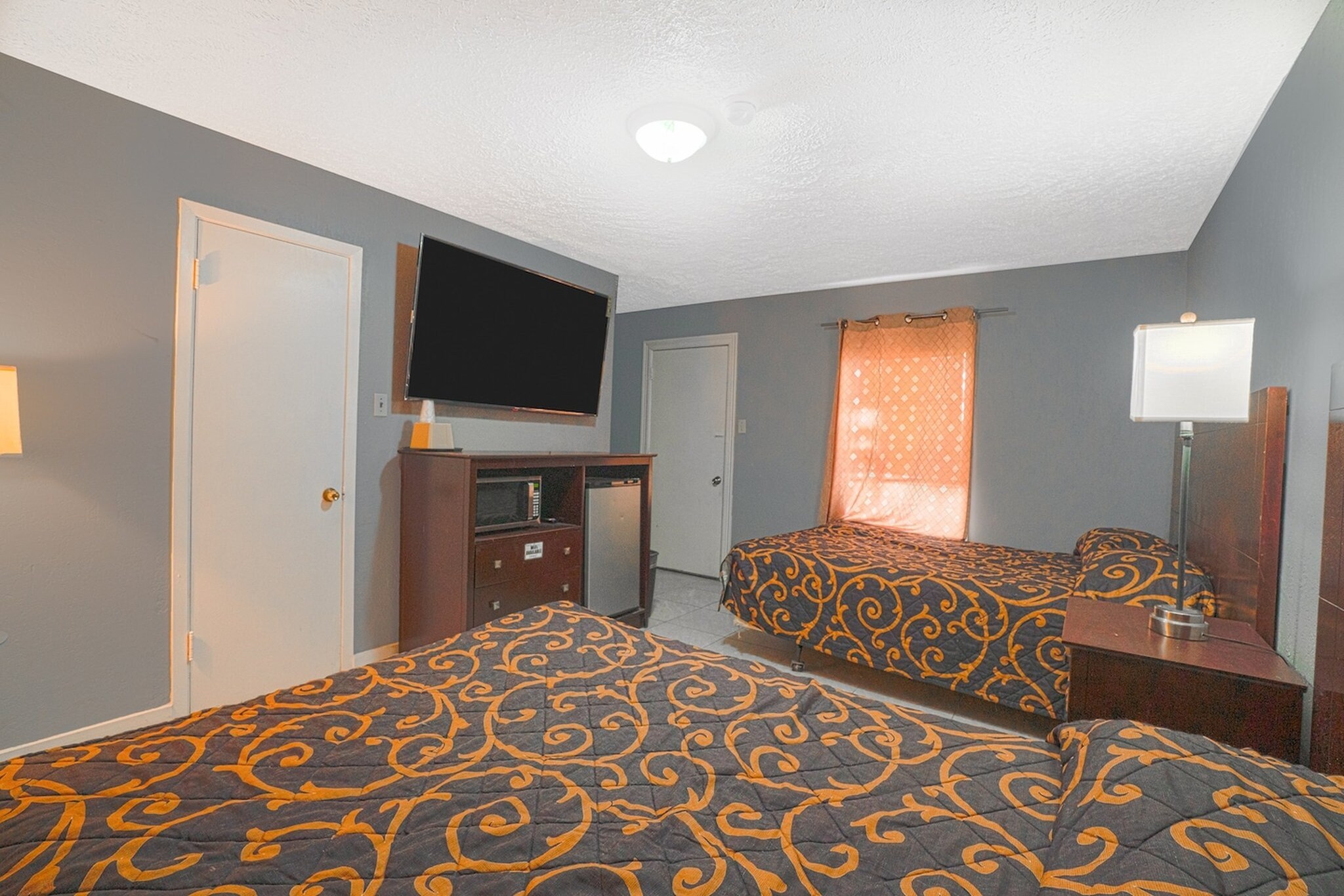 Bed Room