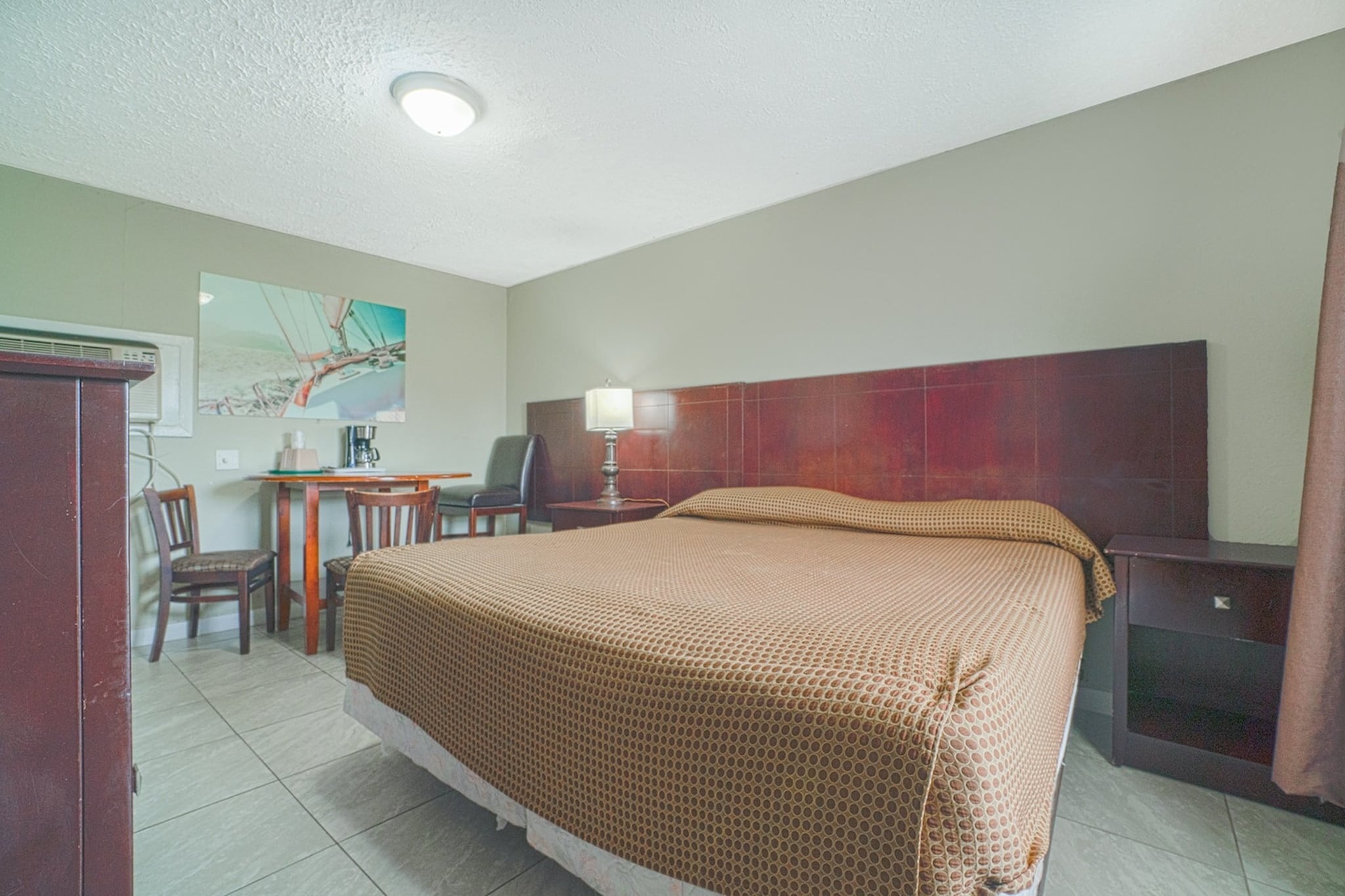 Bed Room