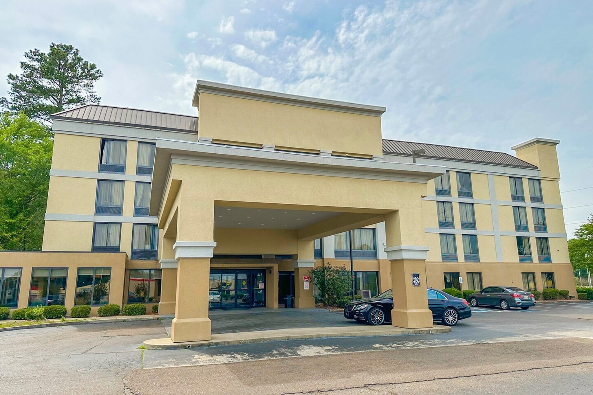 Exterior Summer