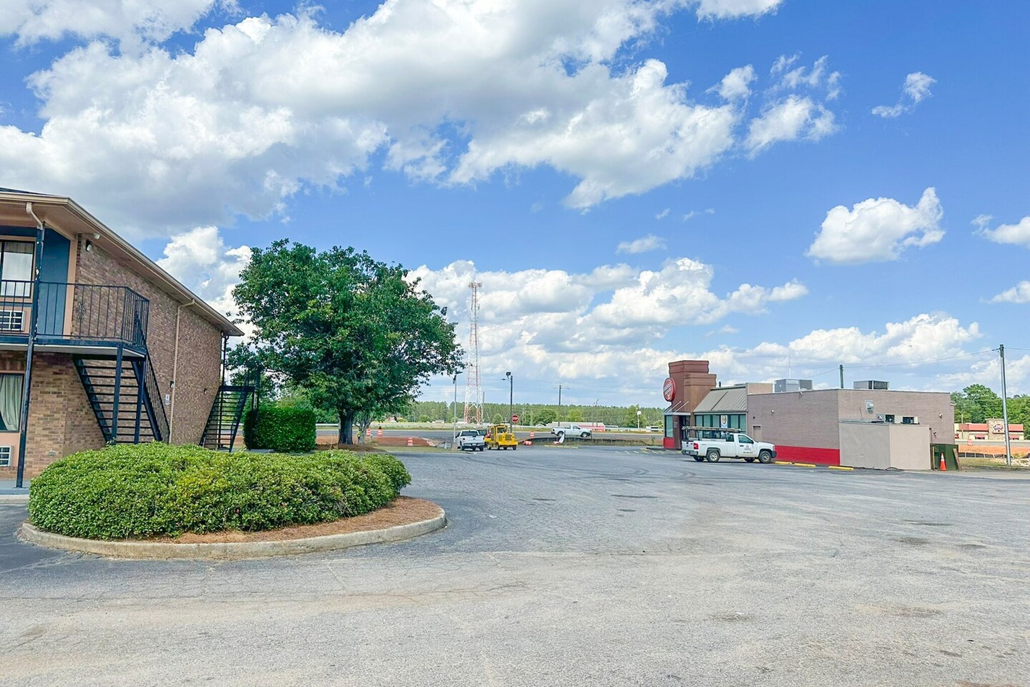 Exterior Summer