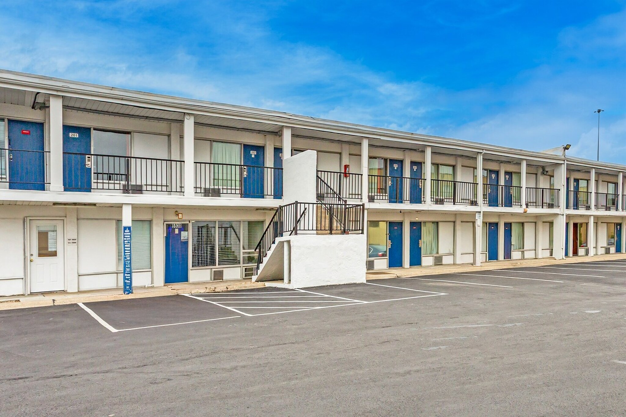 Exterior Summer