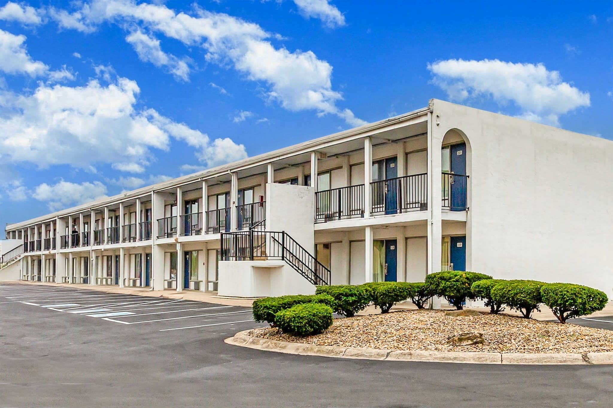 Exterior Summer