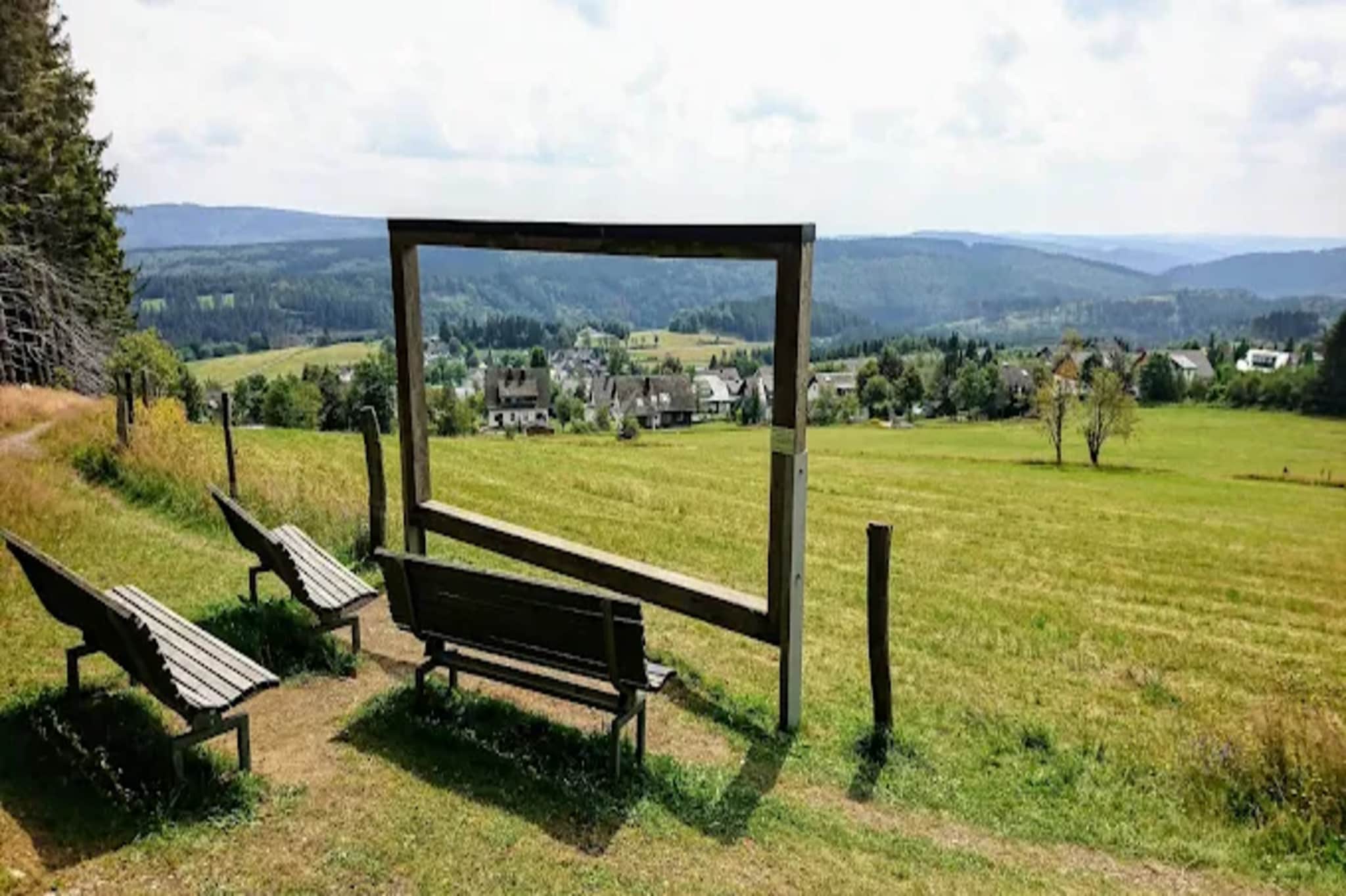 Ferienhaus 'Rothaarglück' Sauerland mit Aussicht-Gebieden zomer 1km