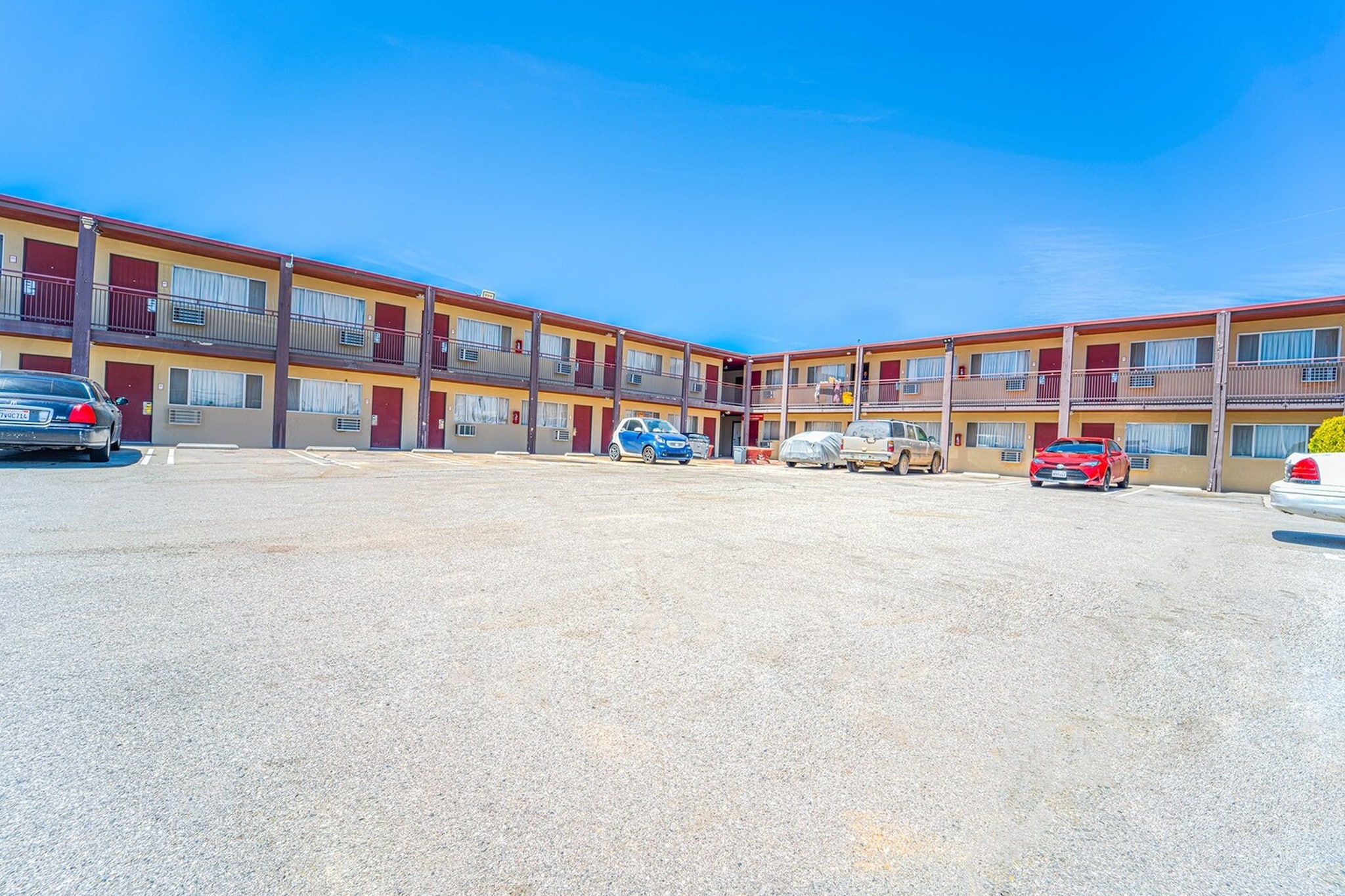 Exterior Summer