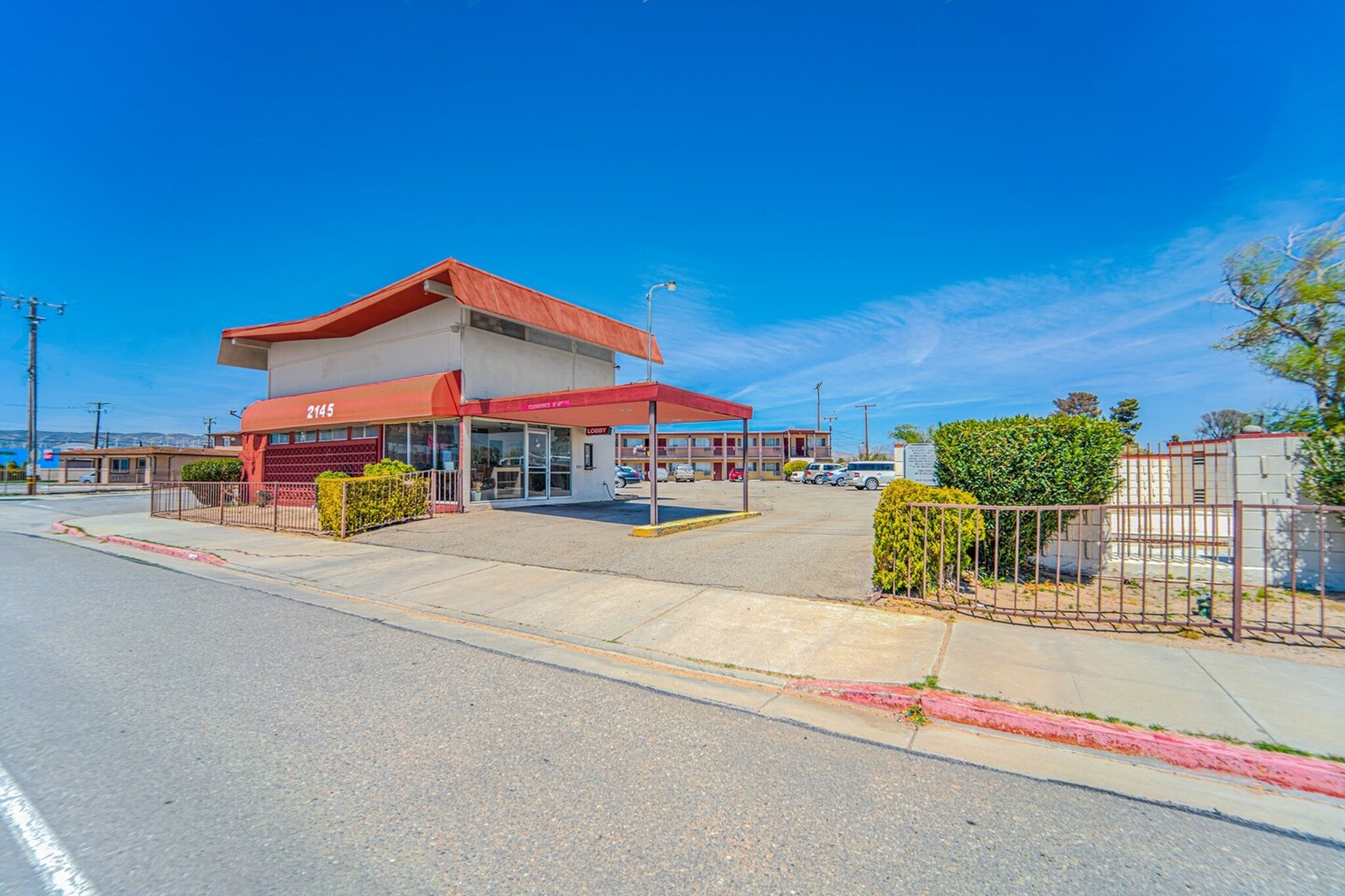 Exterior Summer