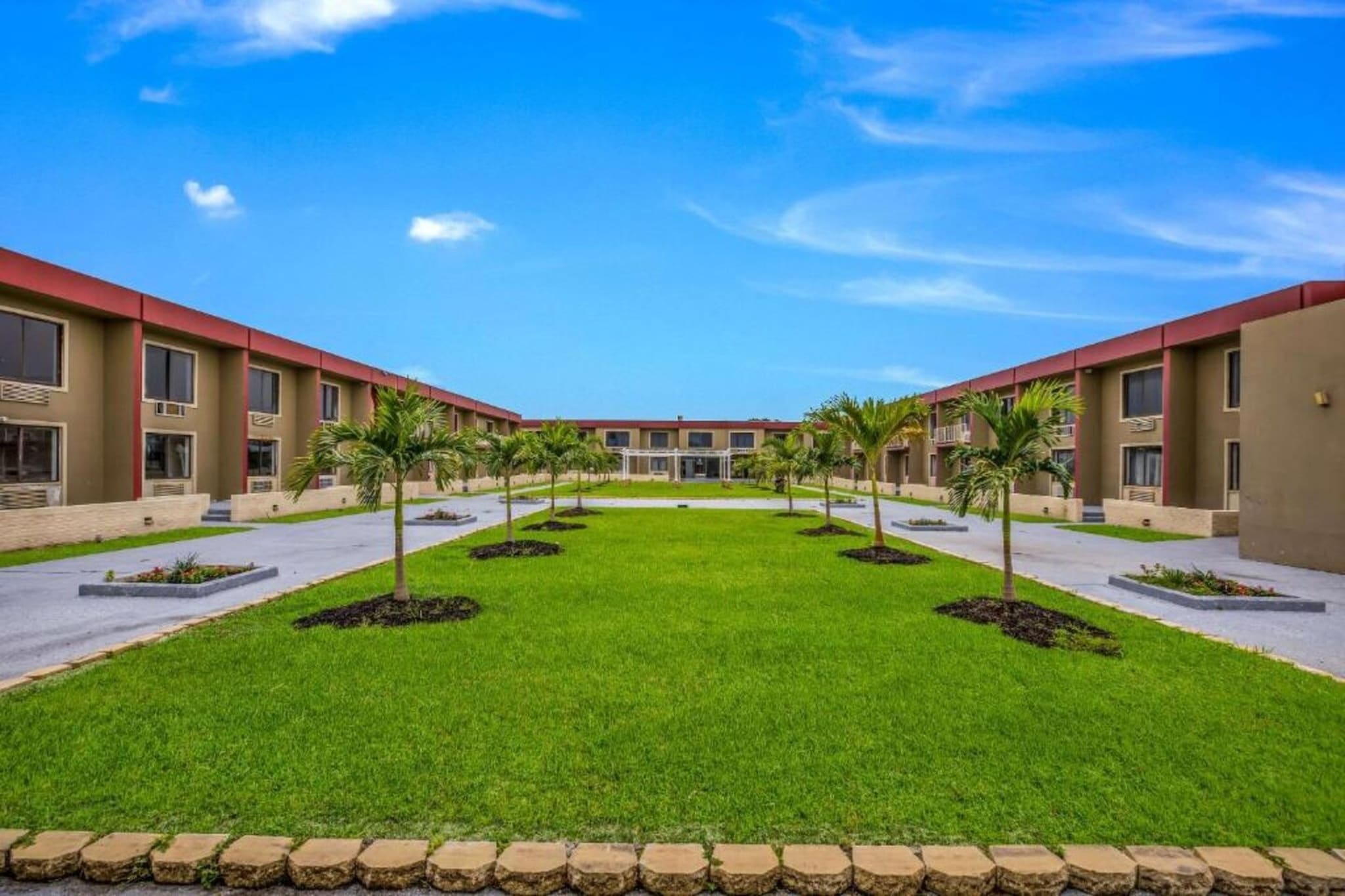 Exterior Summer