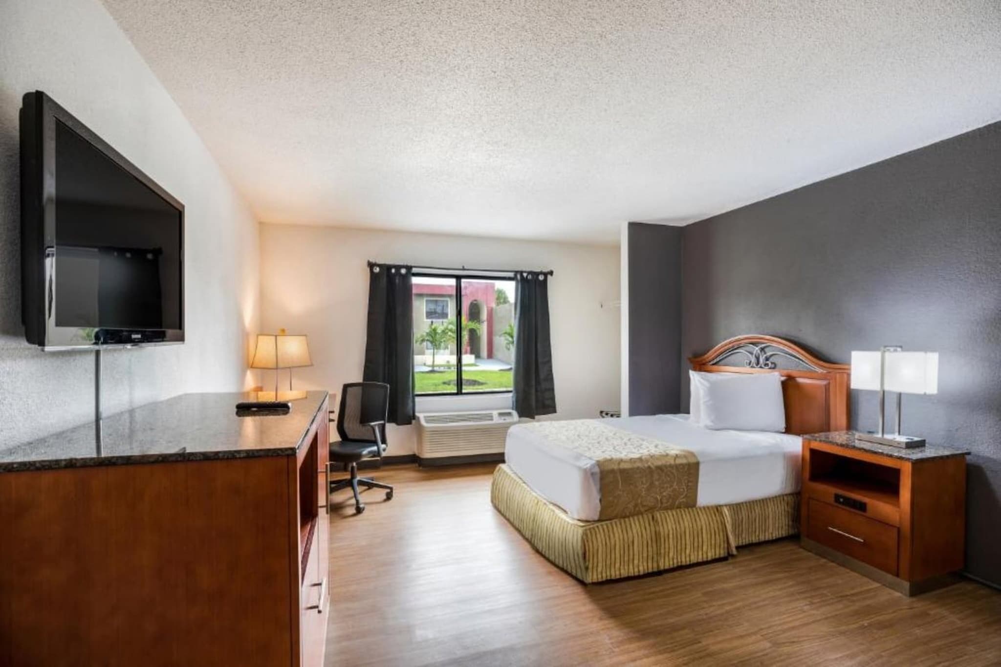 Bed Room