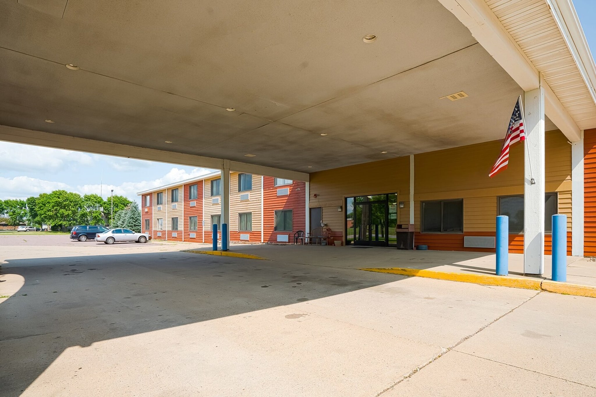 Exterior Summer