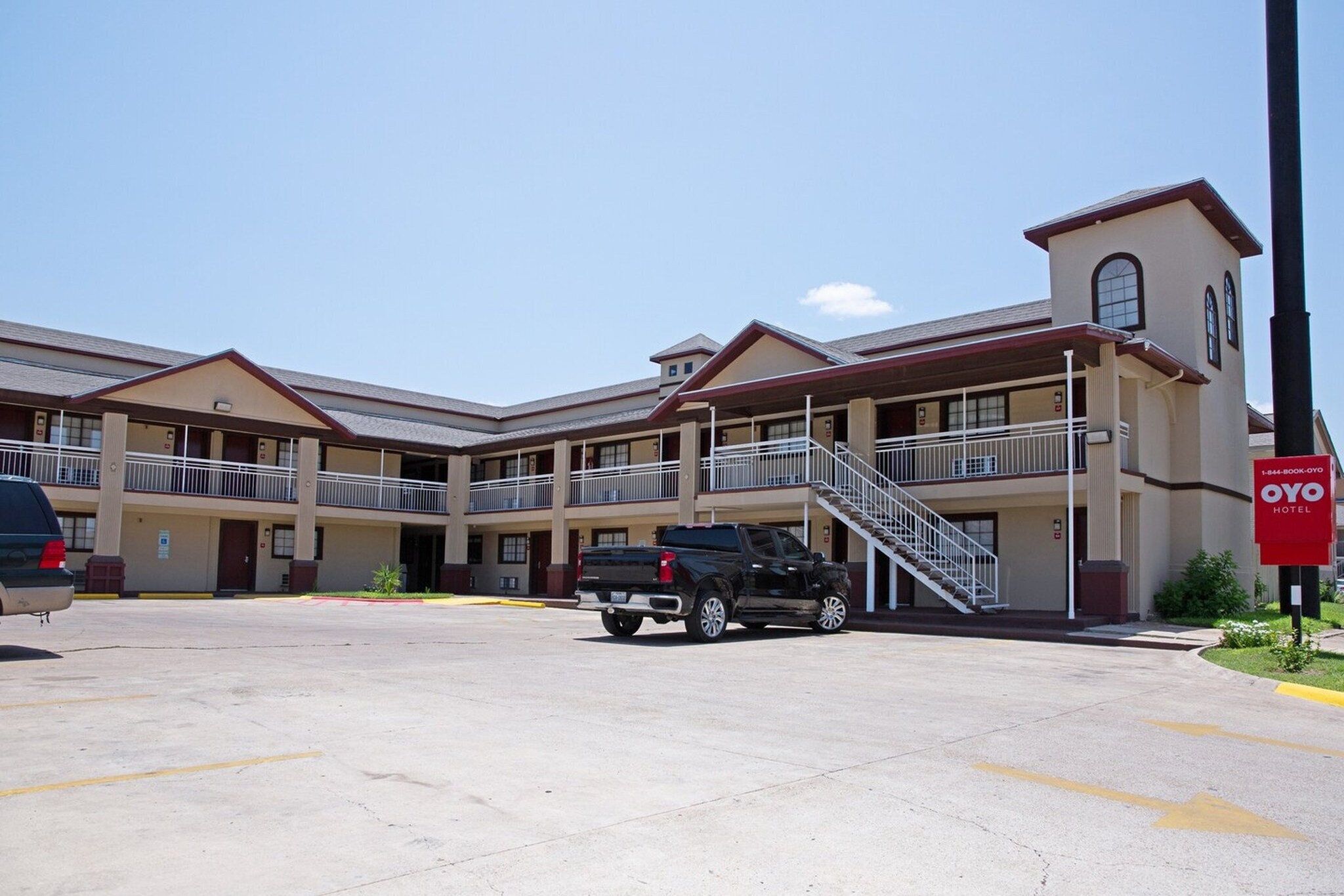 Exterior Summer