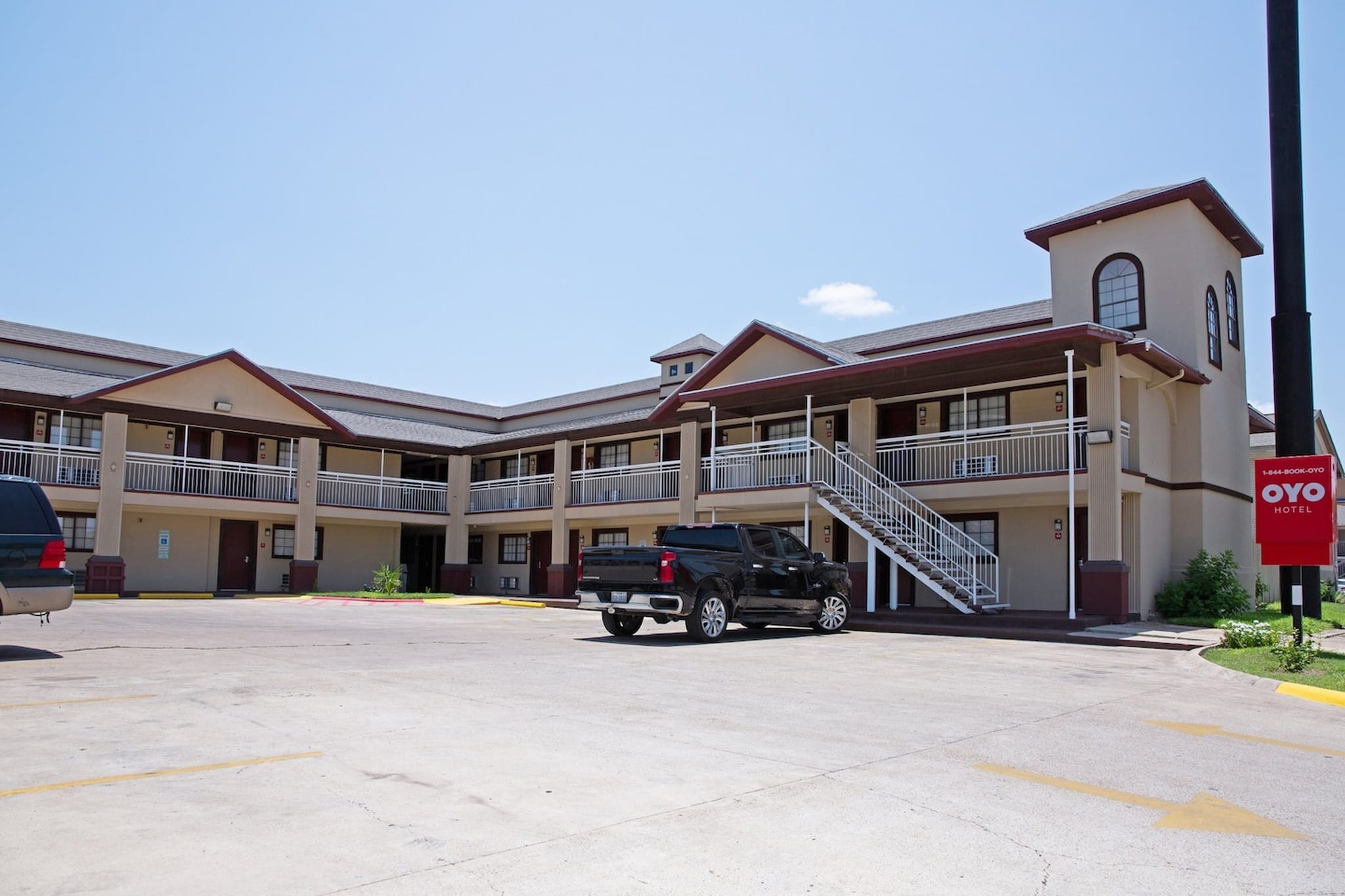 Exterior Summer
