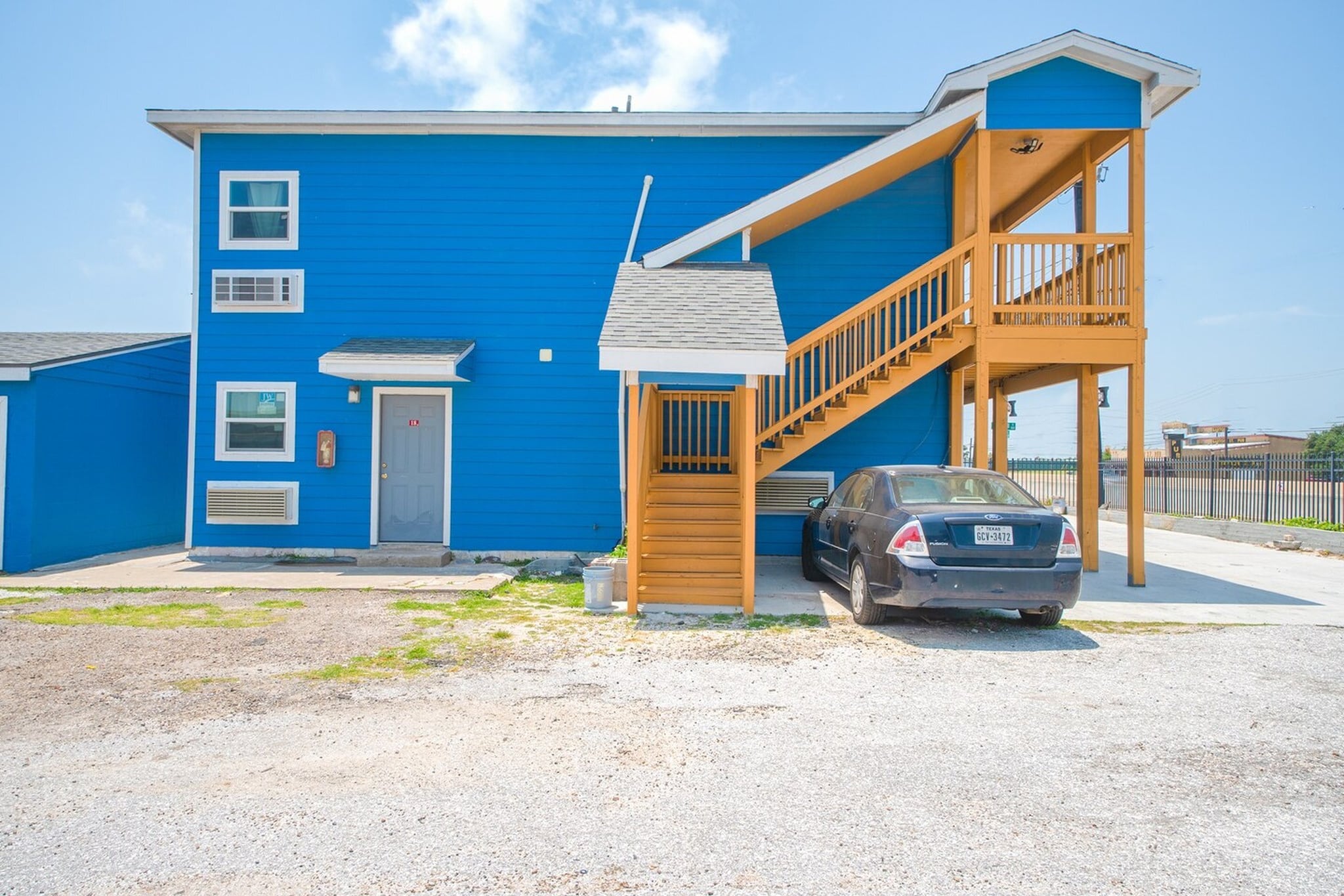 Exterior Summer