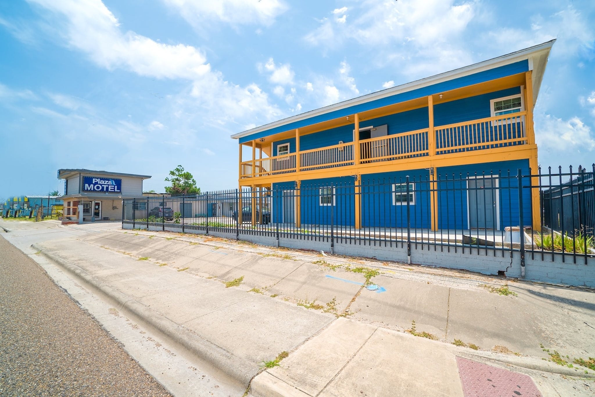 Exterior Summer