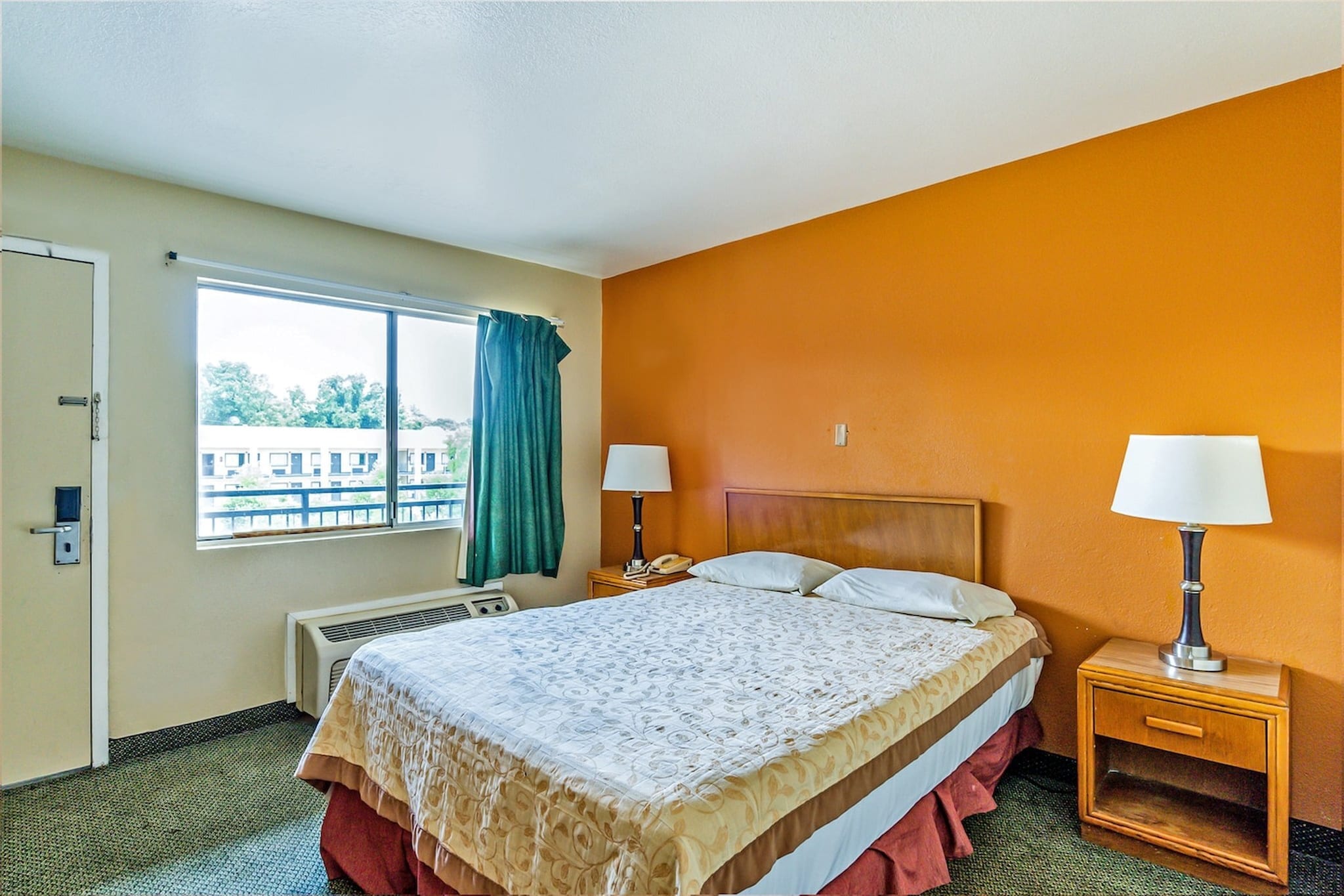 Bed Room