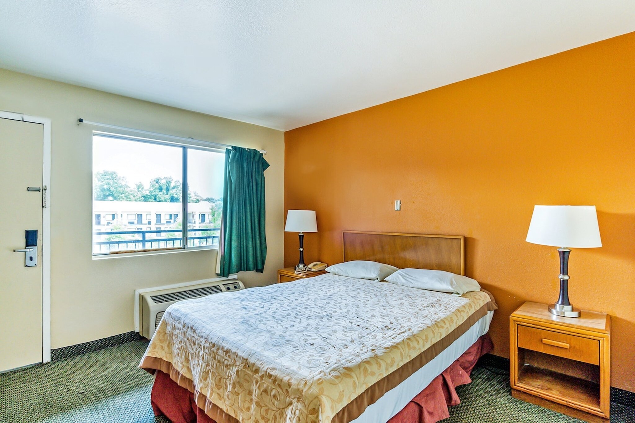 Bed Room