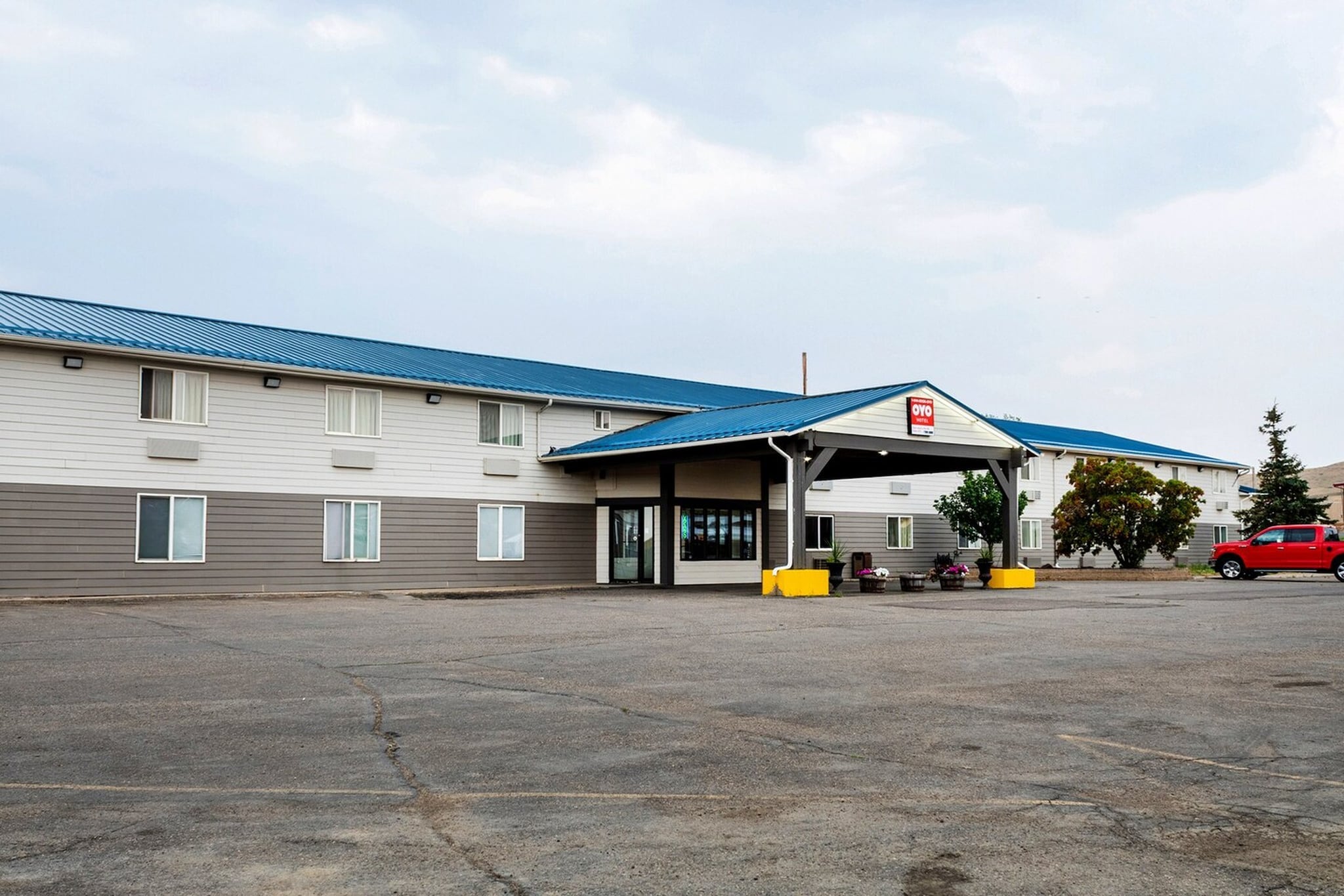 Exterior Summer