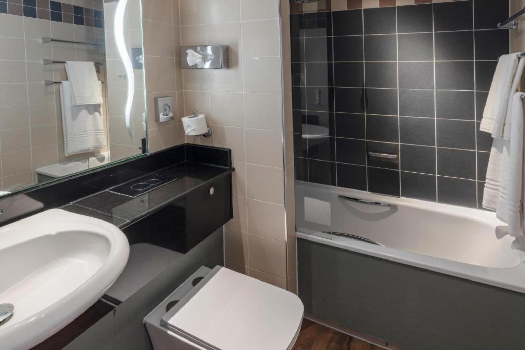 Newton Park Double Room - Badezimmer