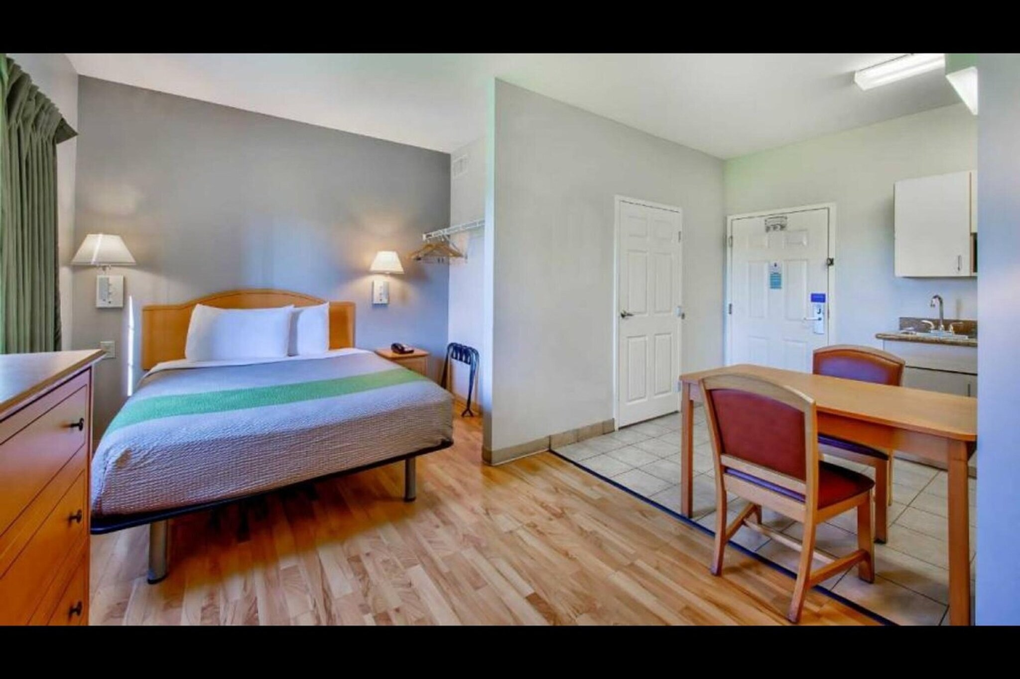 Bed Room