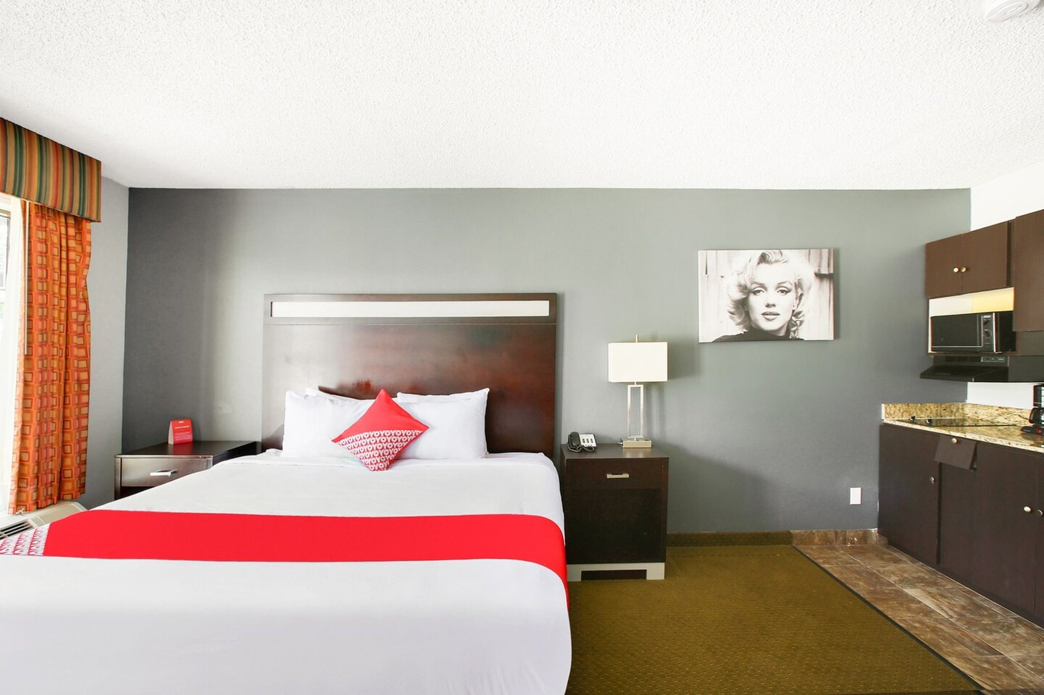 Bed Room
