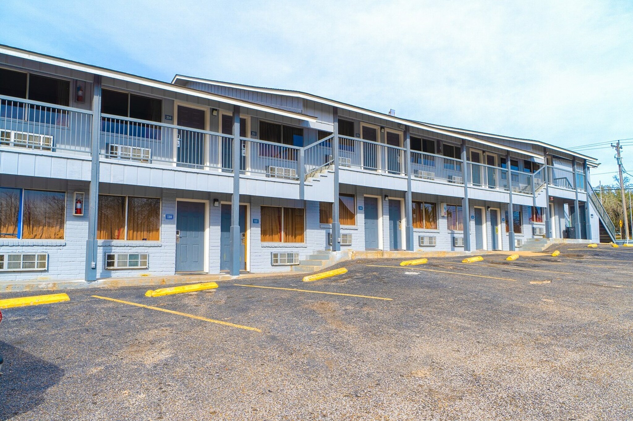 Exterior Summer