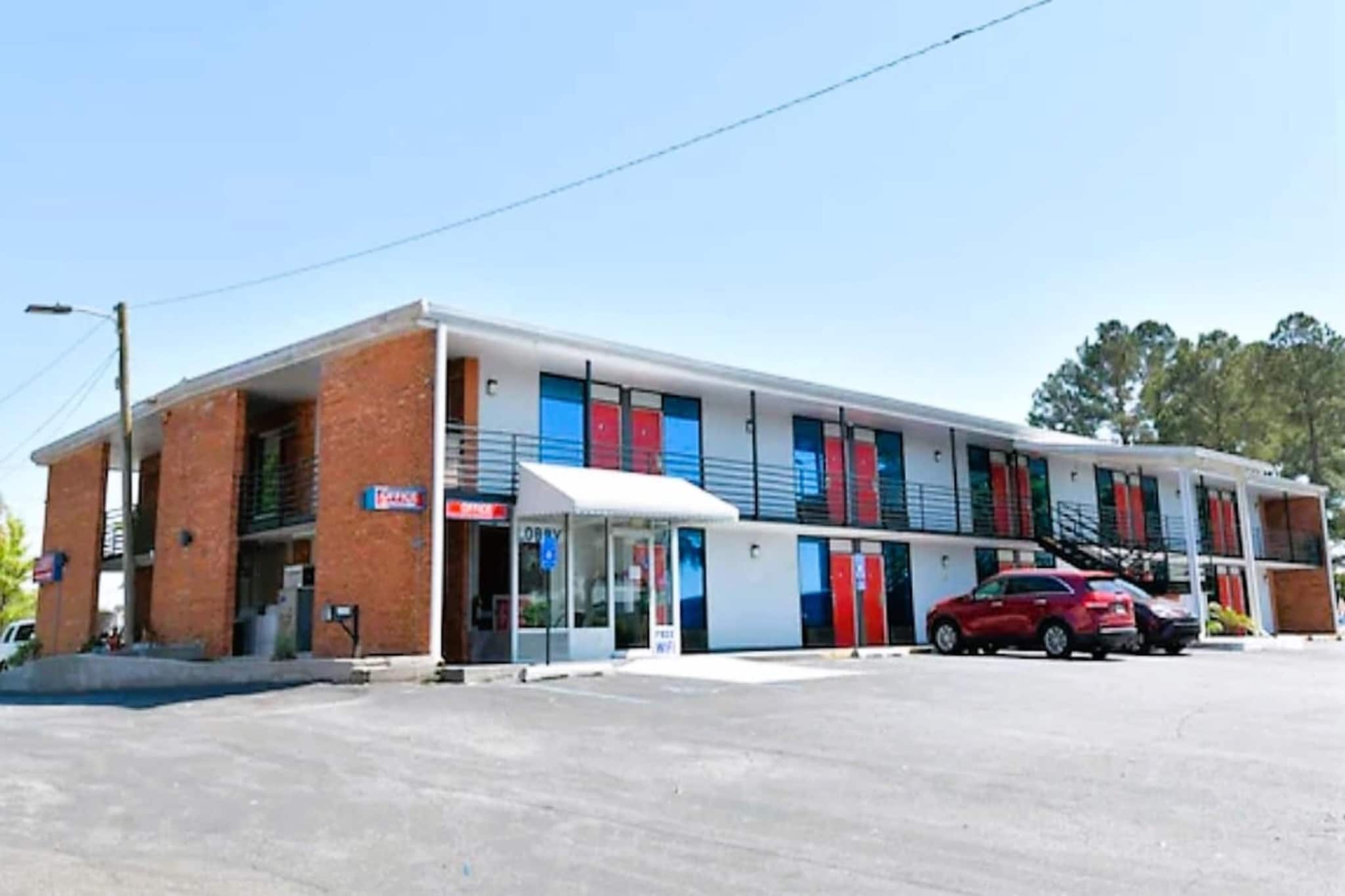 Exterior Summer