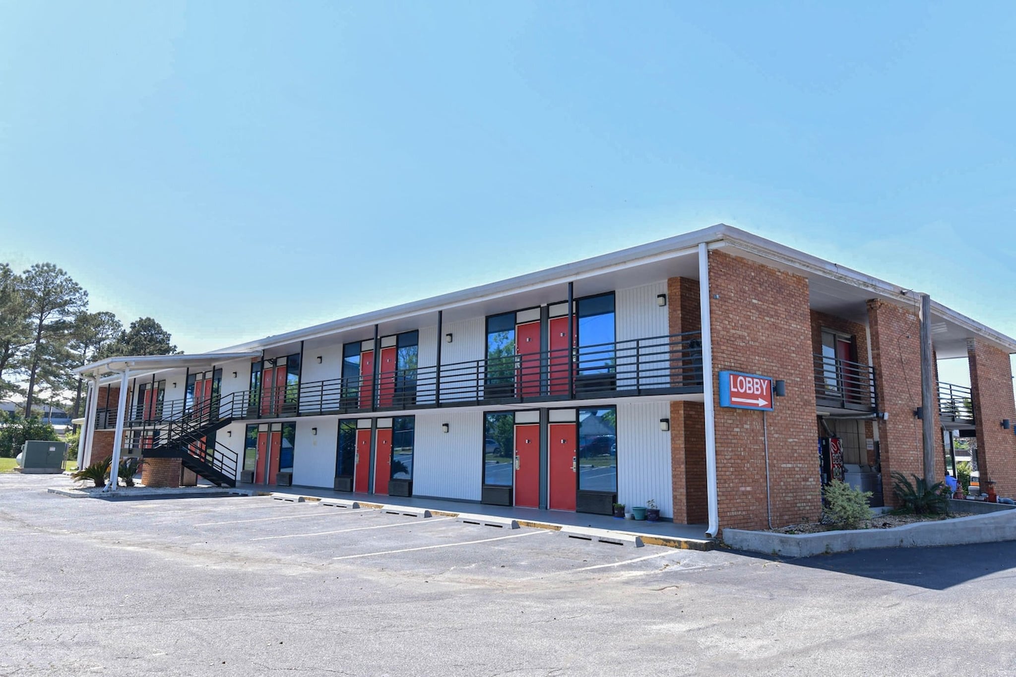 Exterior Summer