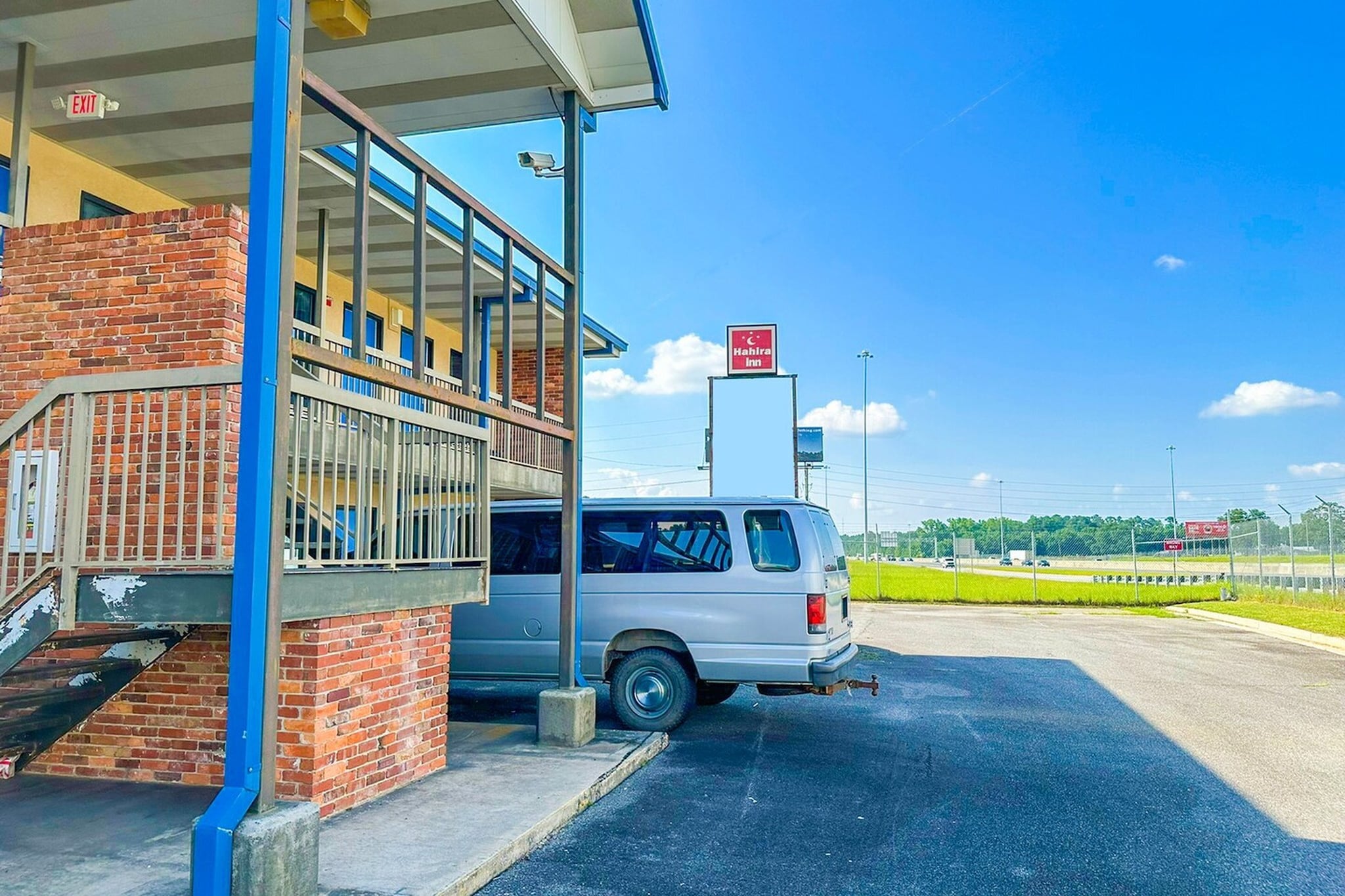 Exterior Summer