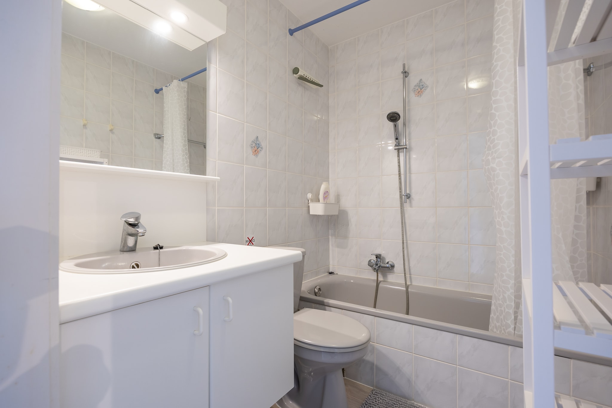 Green Garden blok 7 0002-Bathroom