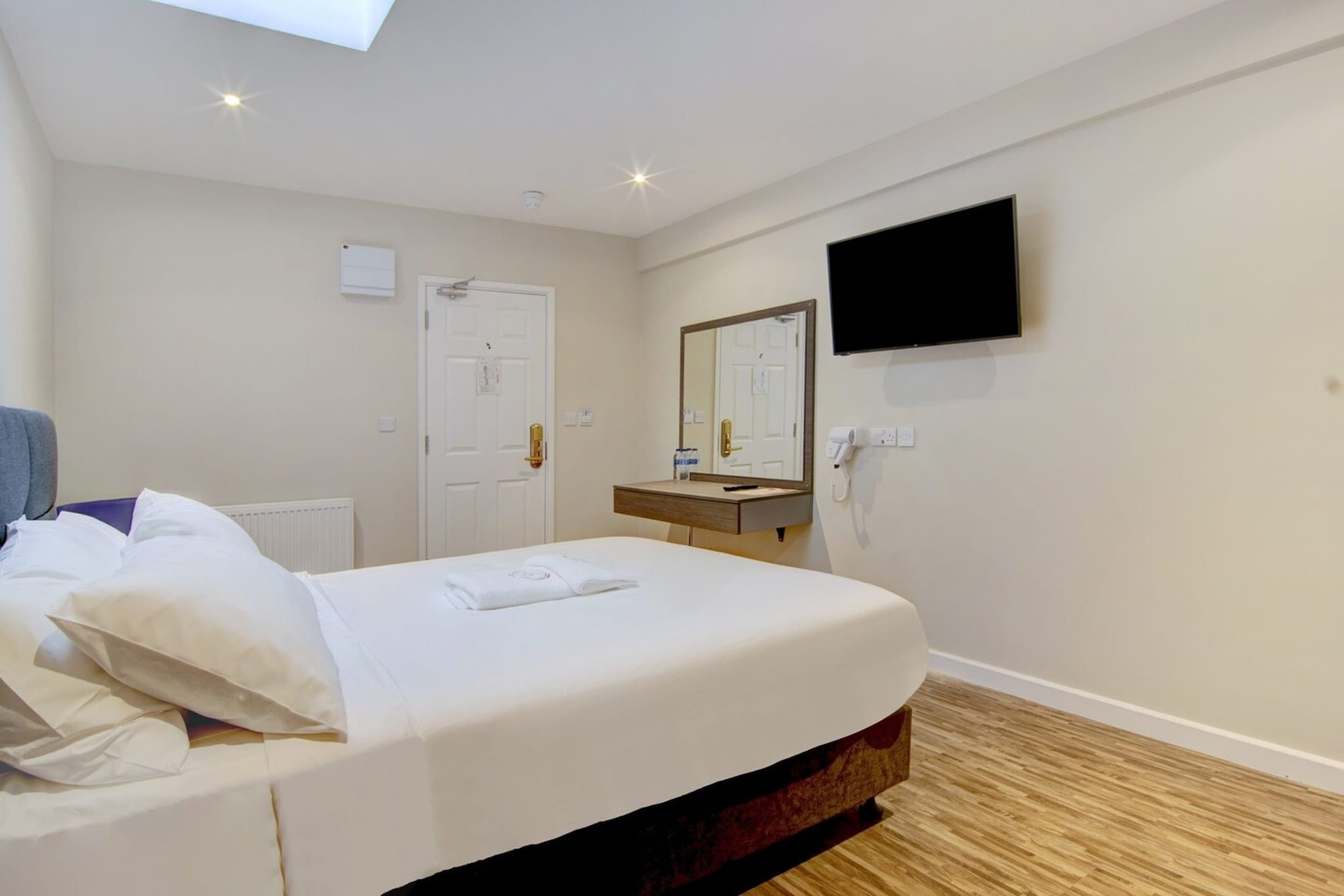 Standard Double Room-Chambre