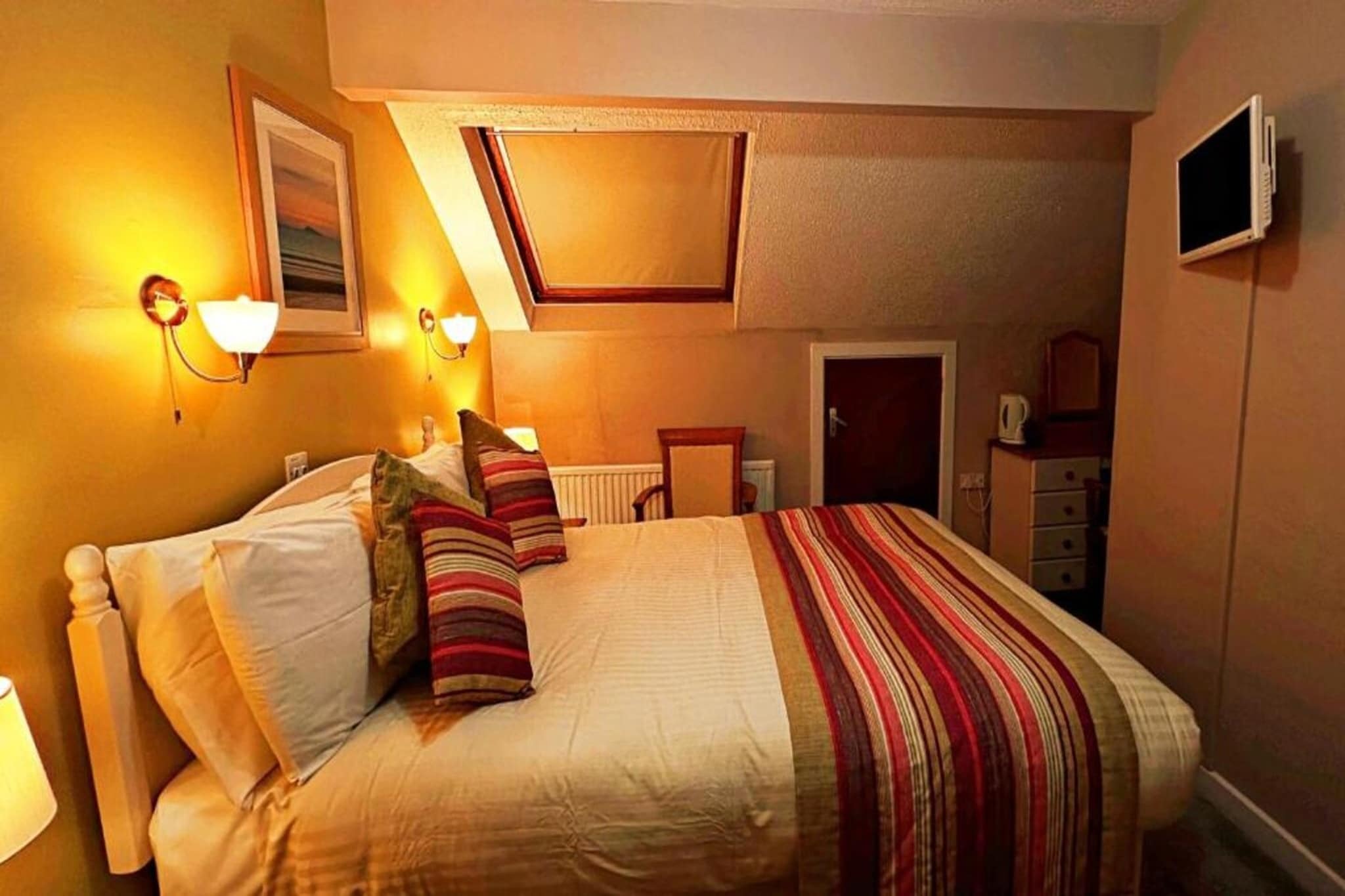 EN_HFT001_Superior Triple Bed Apartment with sea view - Slaapkamer