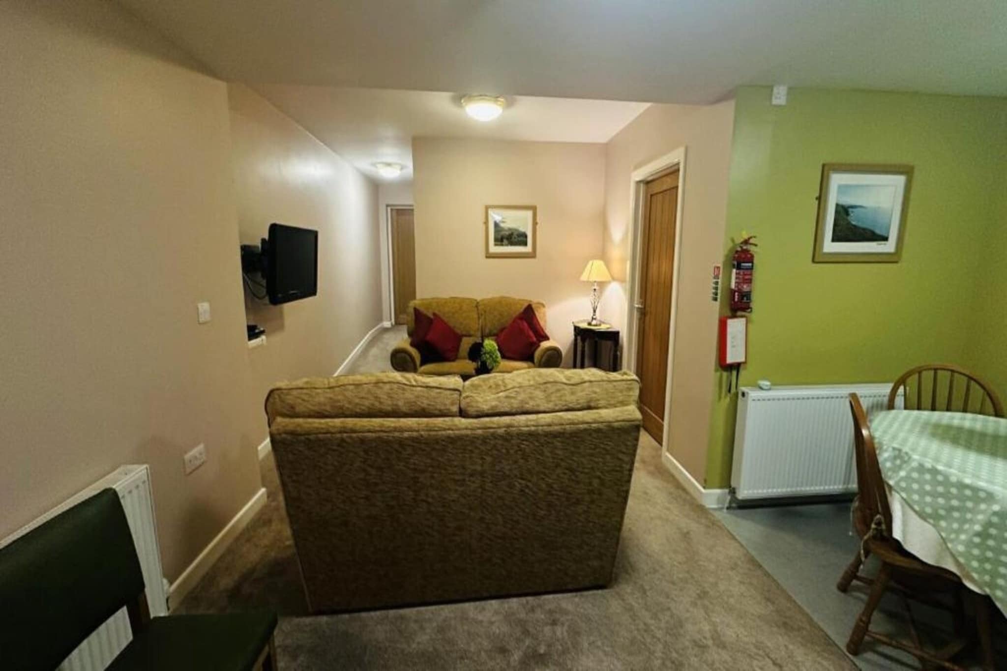 EN_HFT001_Superior Triple Bed Apartment with sea view - Slaapkamer