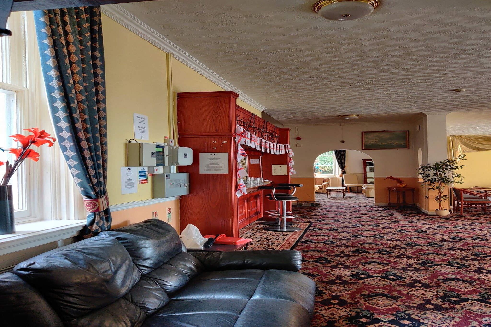 Standard Twin Room-Facilities