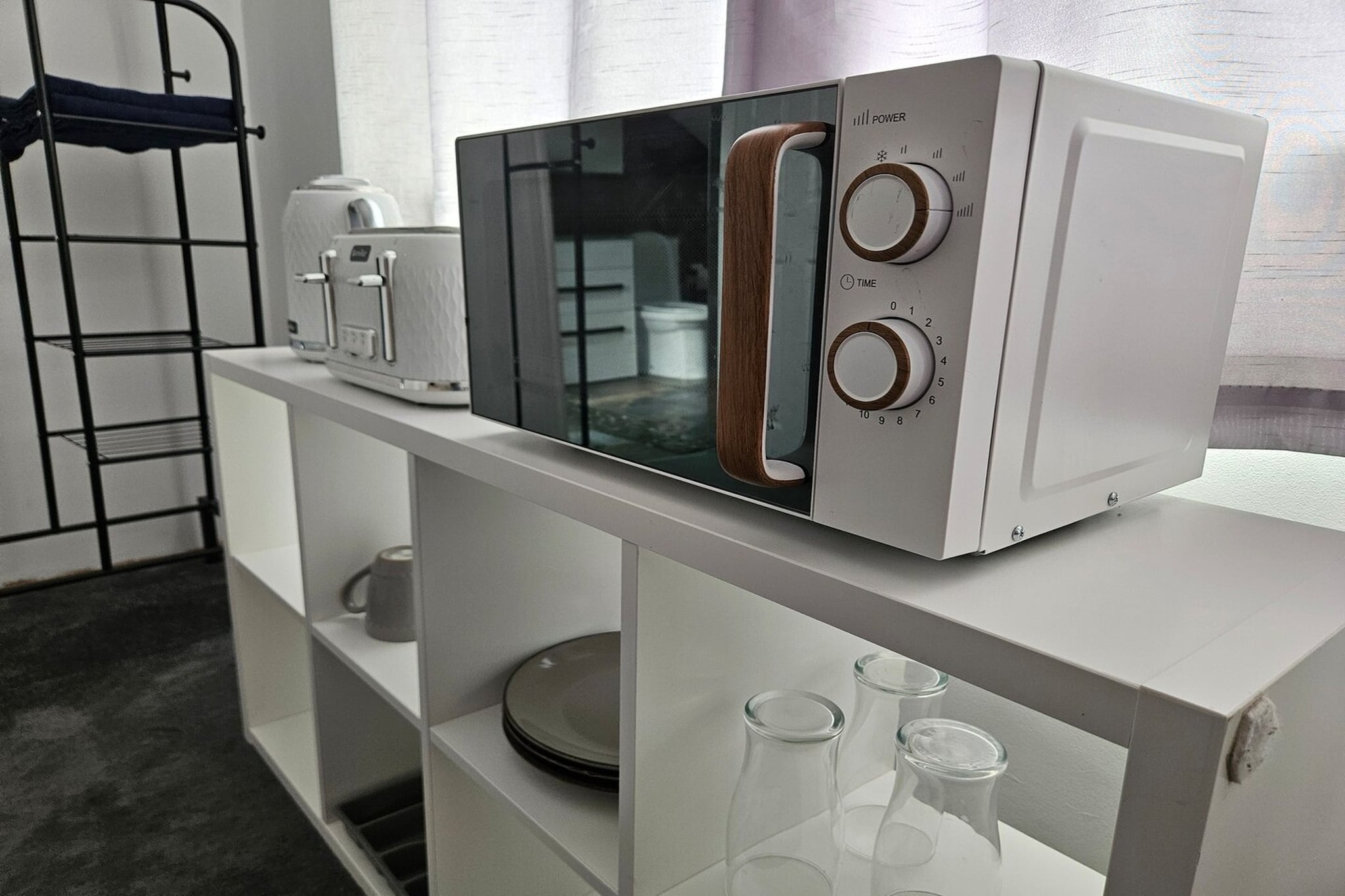 Standard Single Room - Shared_EN_WOR002
